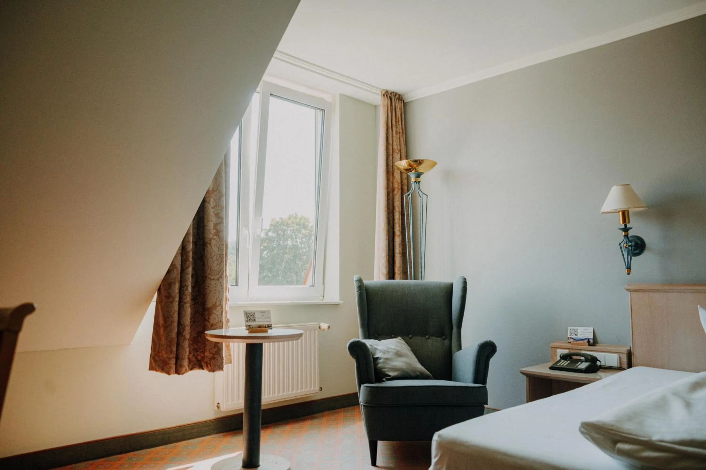 Photo of the whole room, Bed in Hotel am Schloß Apolda