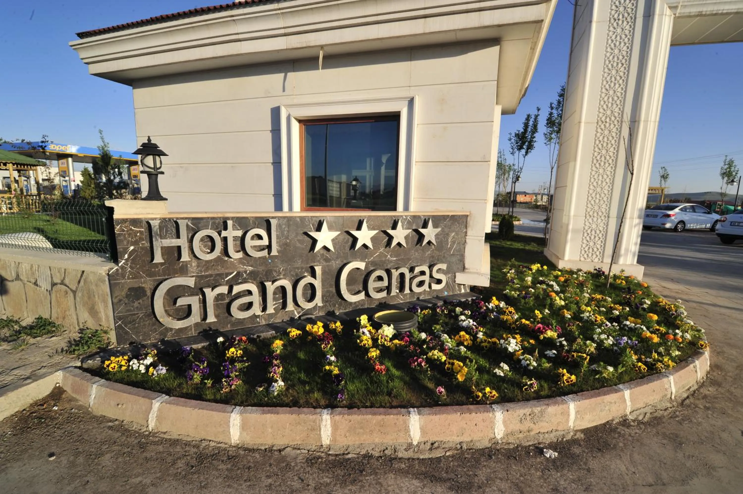 Facade/entrance in Grand Cenas Hotel