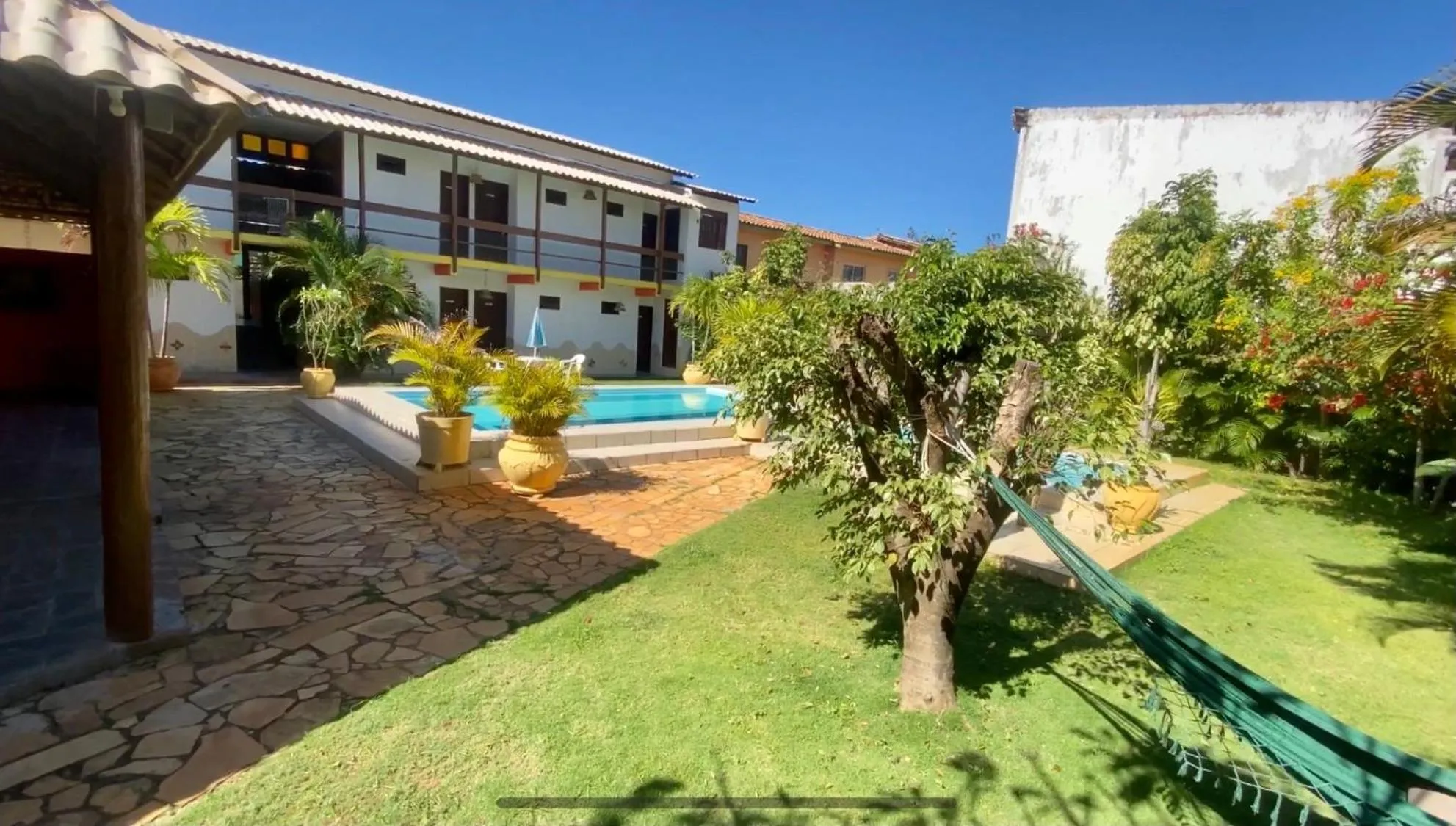 Property building in EcoVila-Zen Bougainville - Hotel Pousada