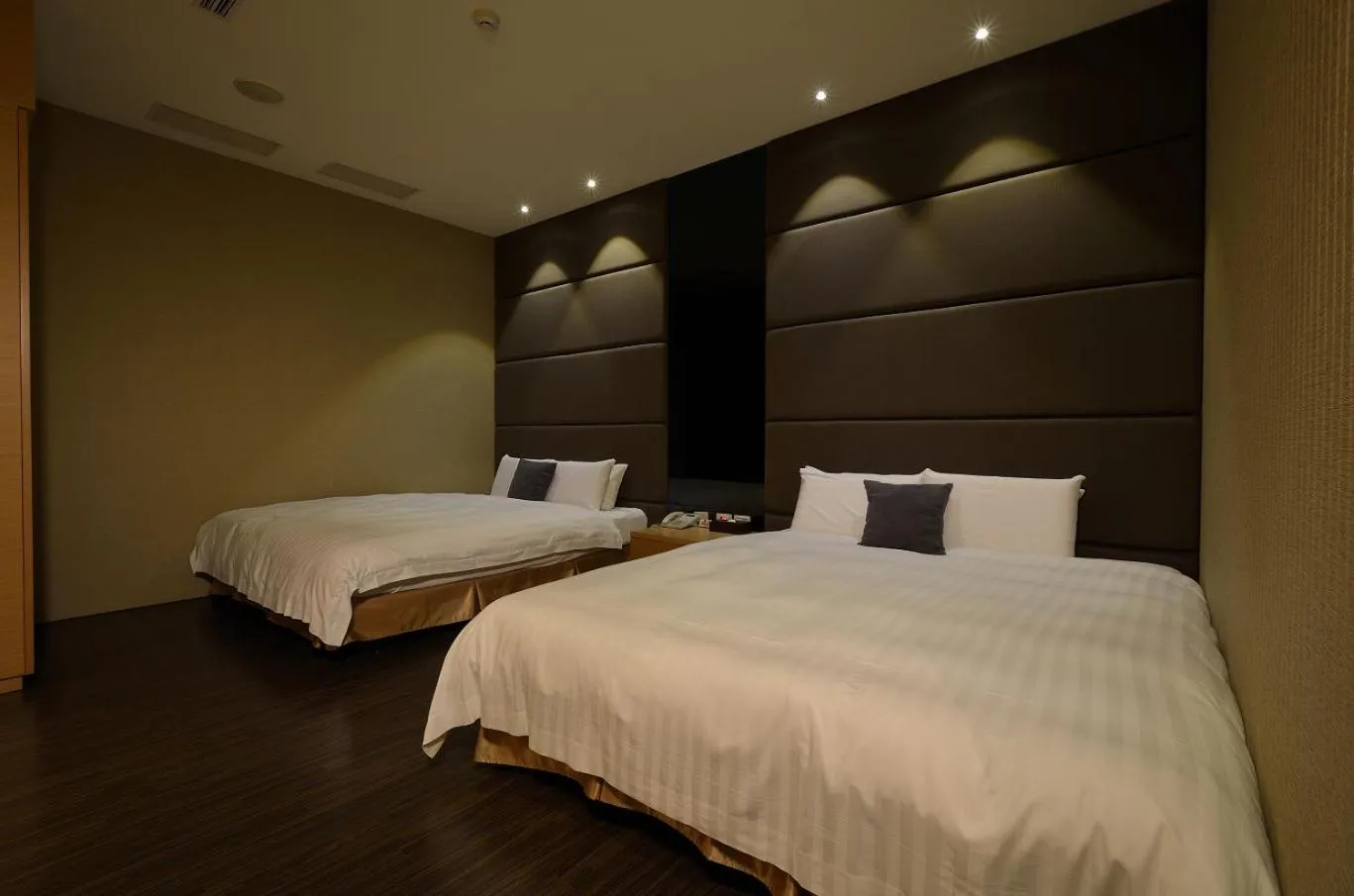 Bed in The Sun Hot Spring & Resort