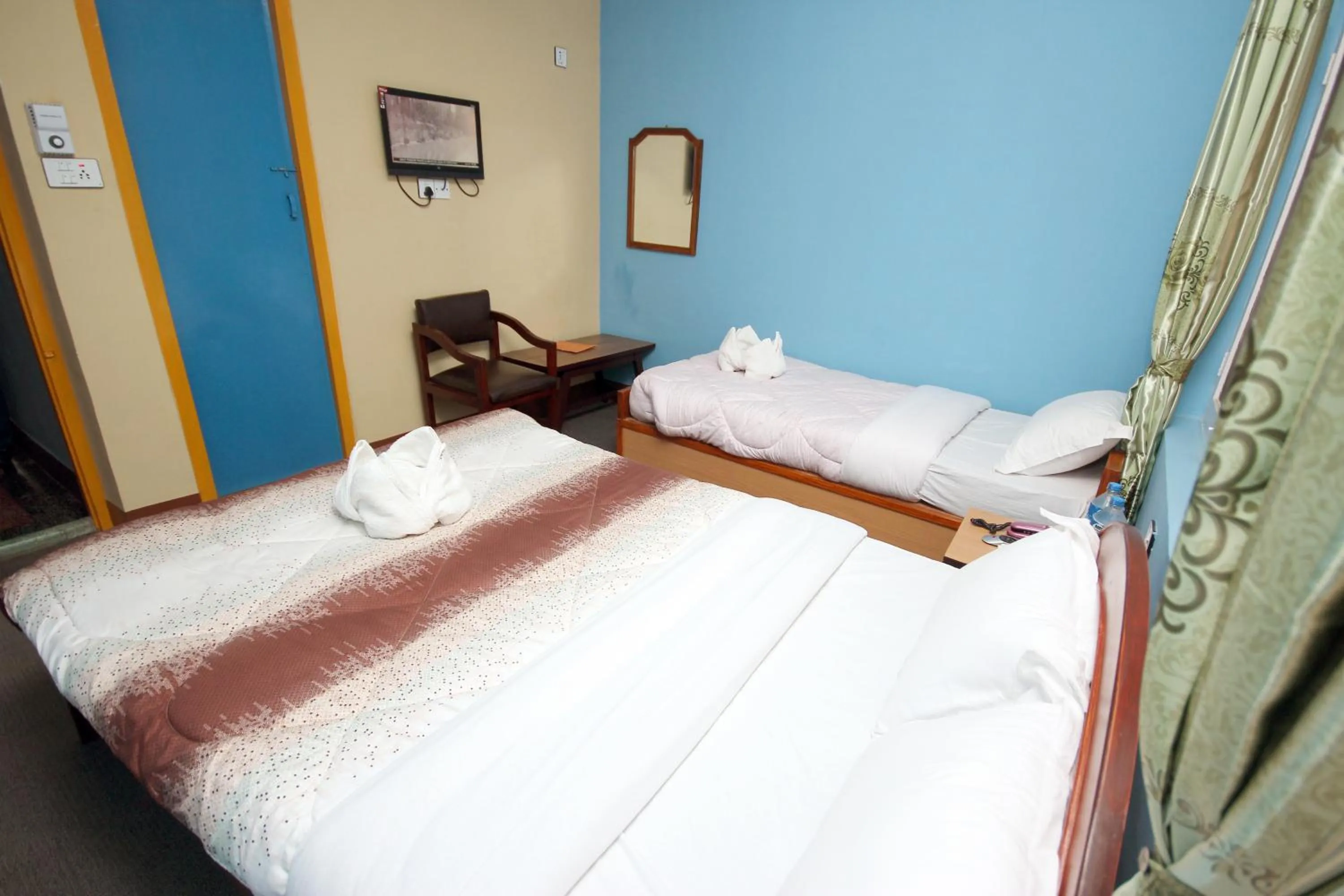 Bed in hotel Backpackers inn