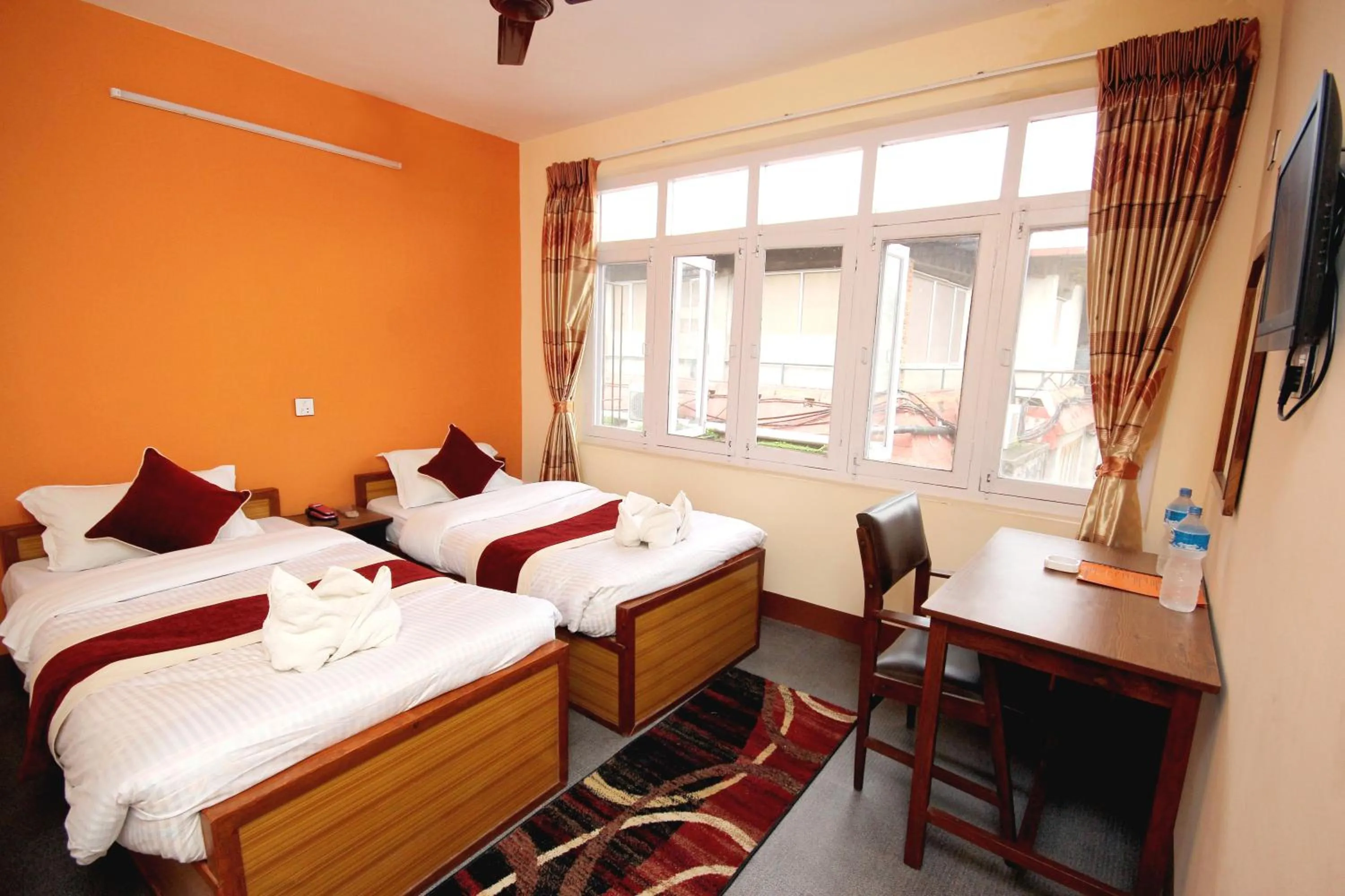 Bed in hotel Backpackers inn