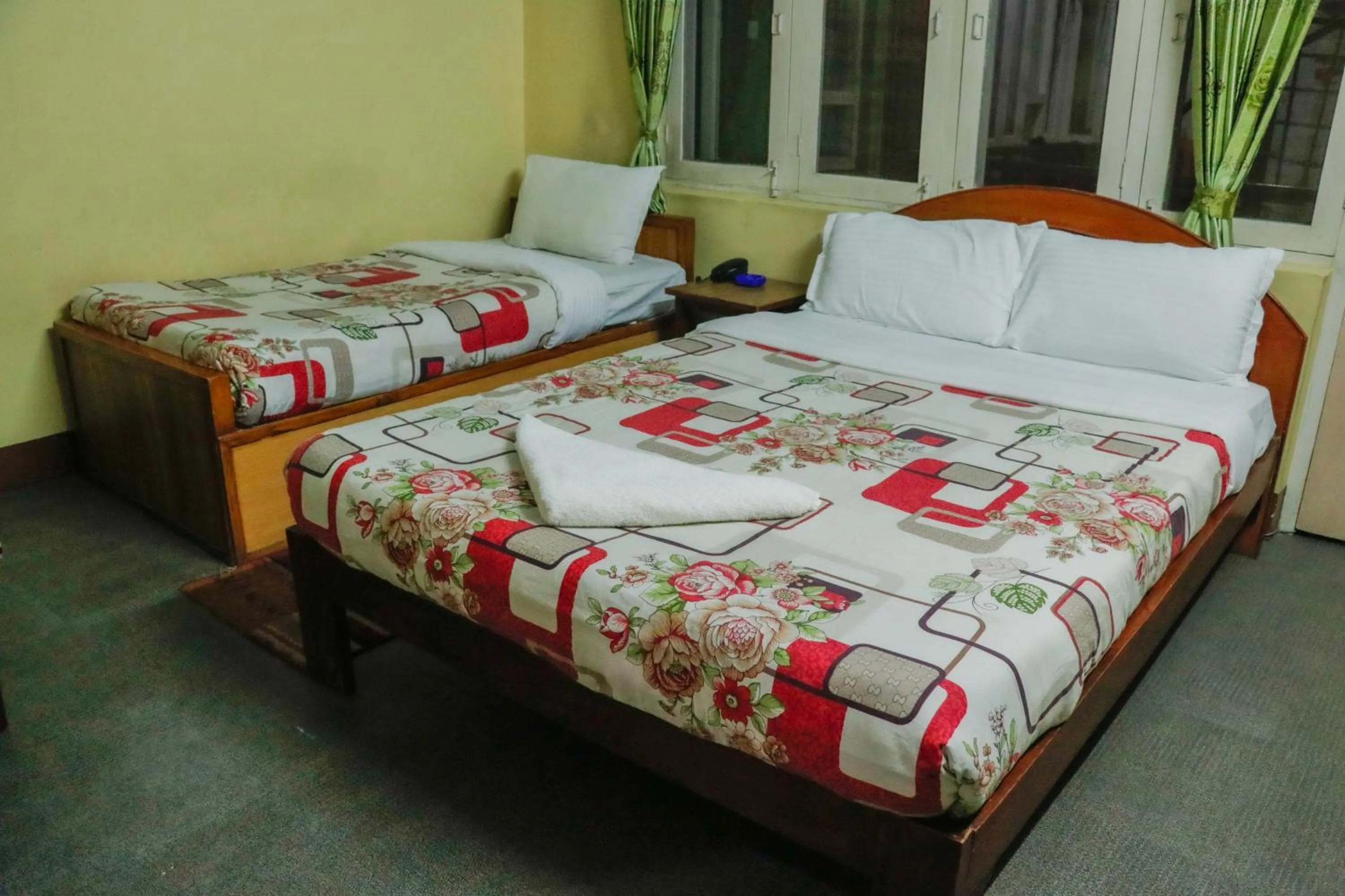 Bed in hotel Backpackers inn