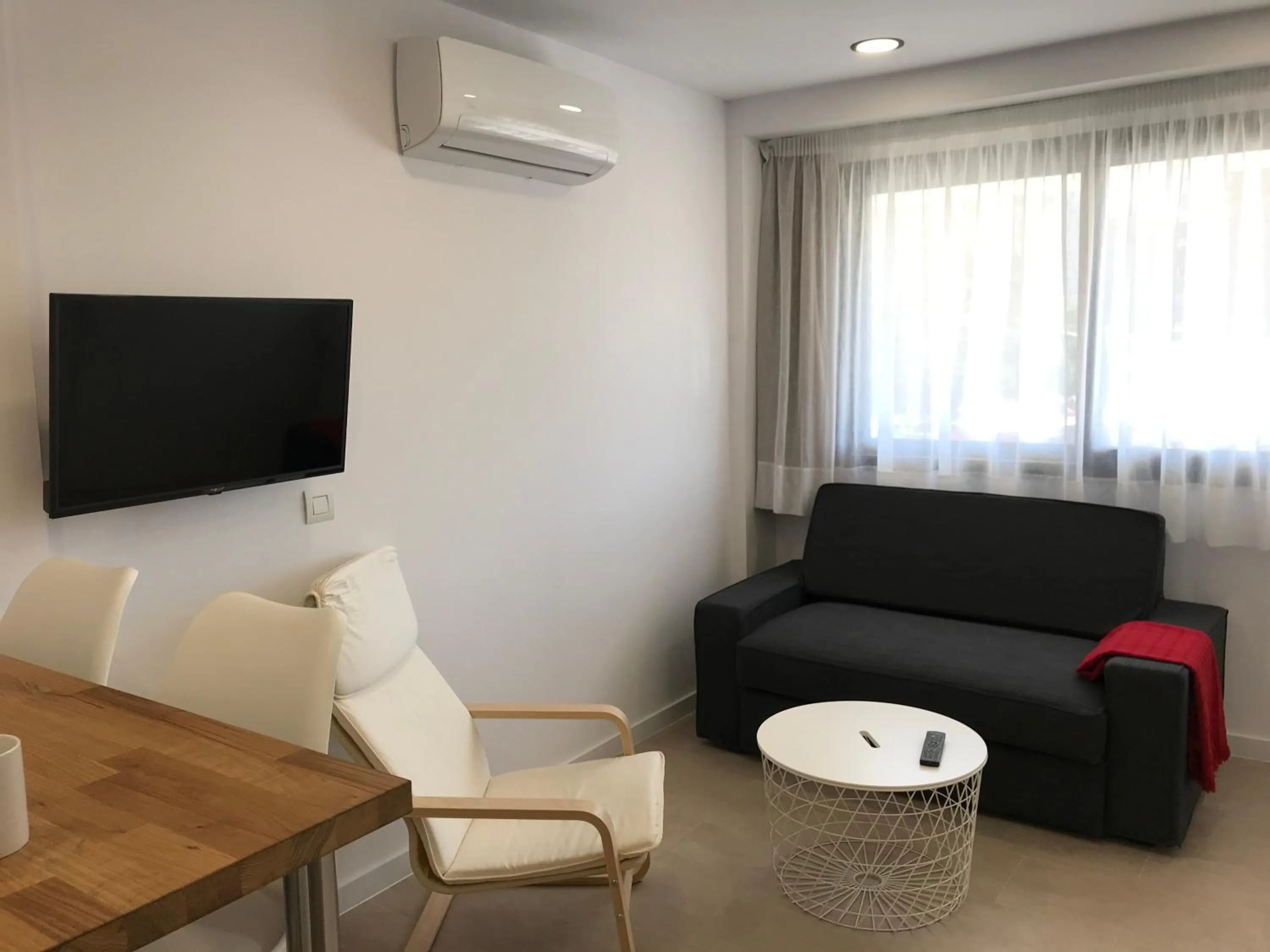 TV and multimedia in BET Apartments - Reig