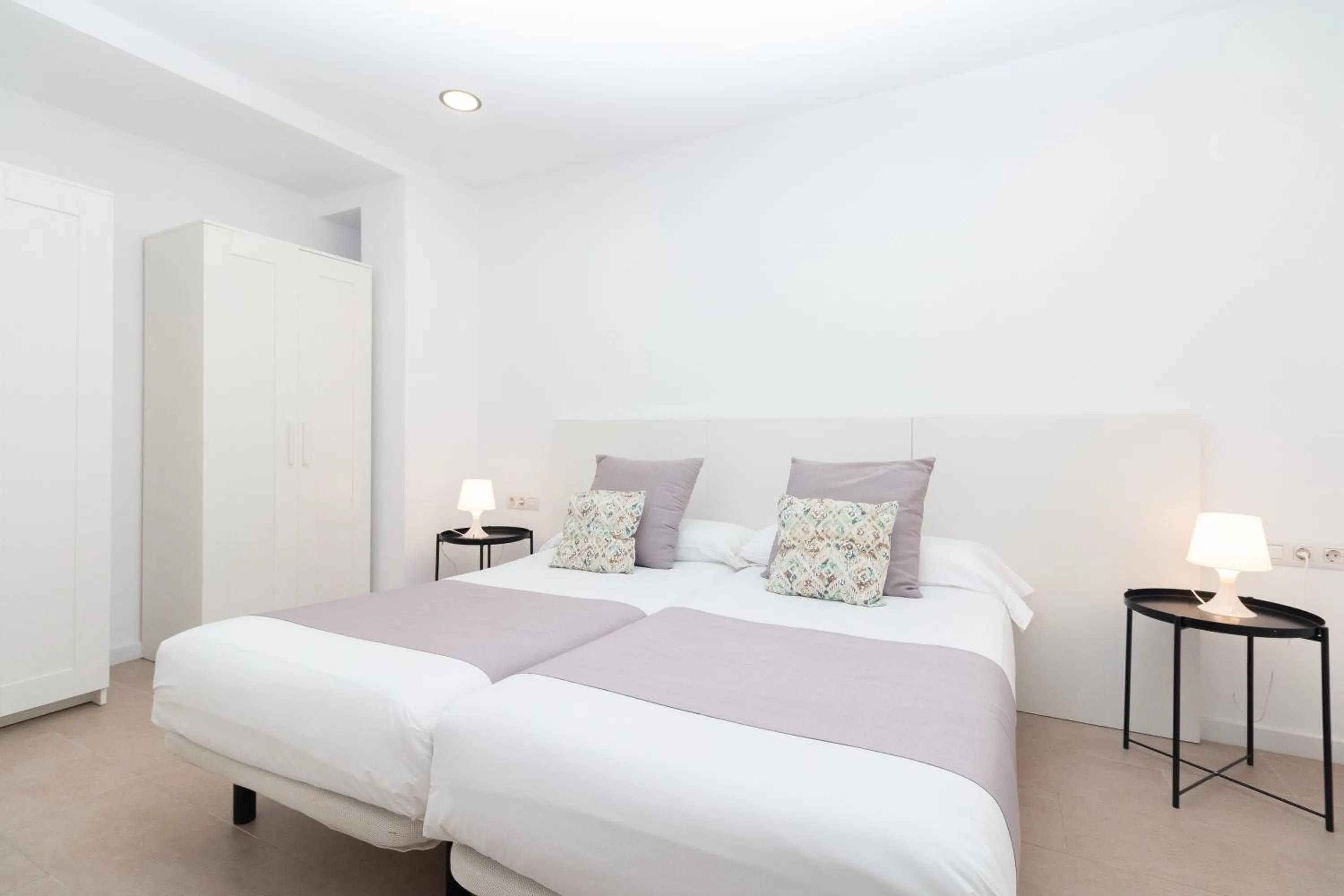 Bed in BET Apartments - Reig