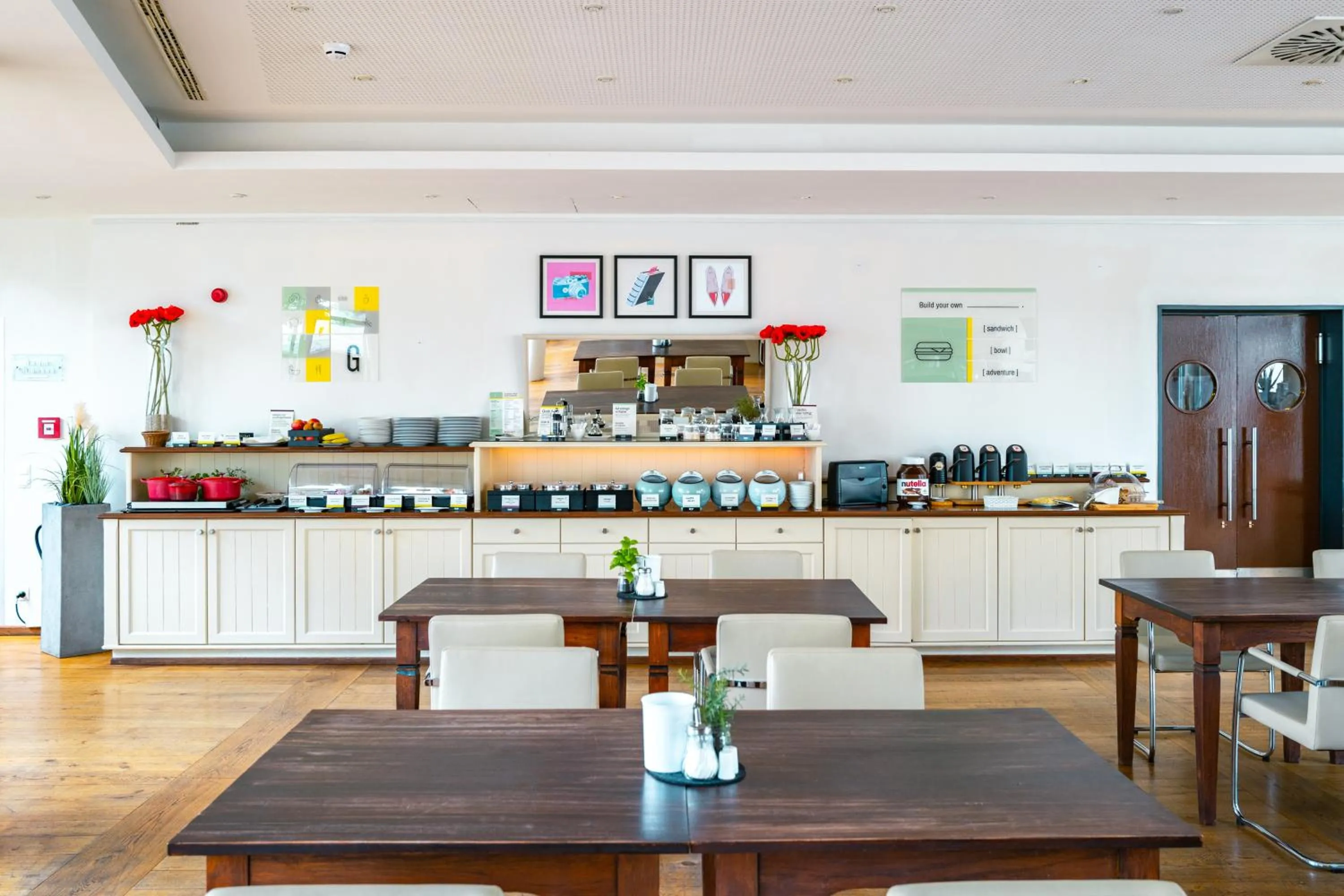 Buffet breakfast in Garner Hotel Munich - Messe by IHG