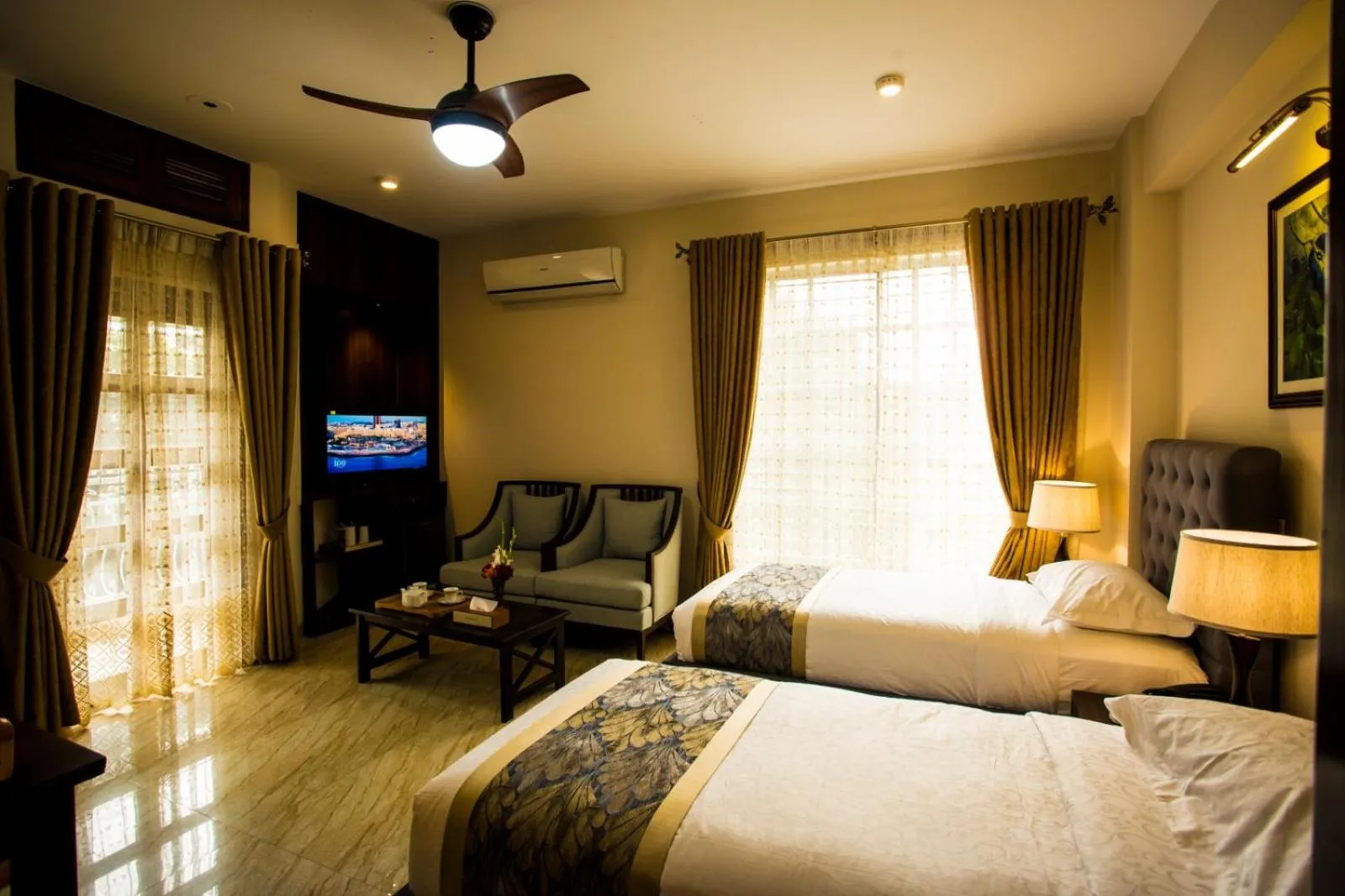 Bed in Shinepukur Suites