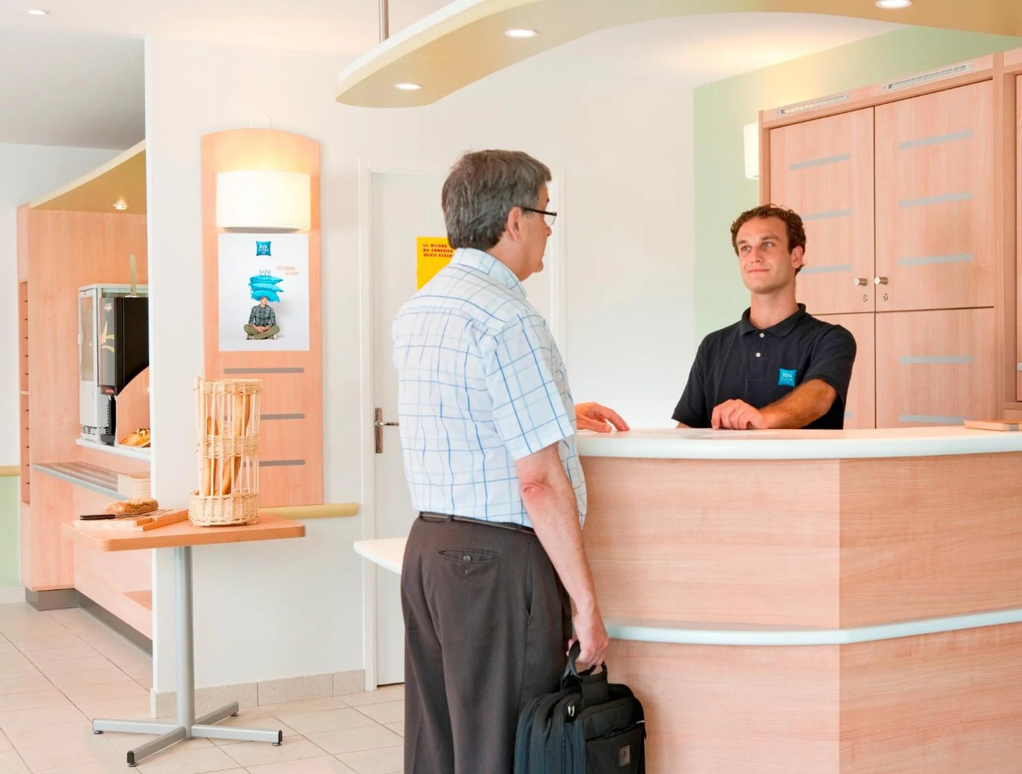 Lobby or reception in ibis budget Dresden Kesselsdorf