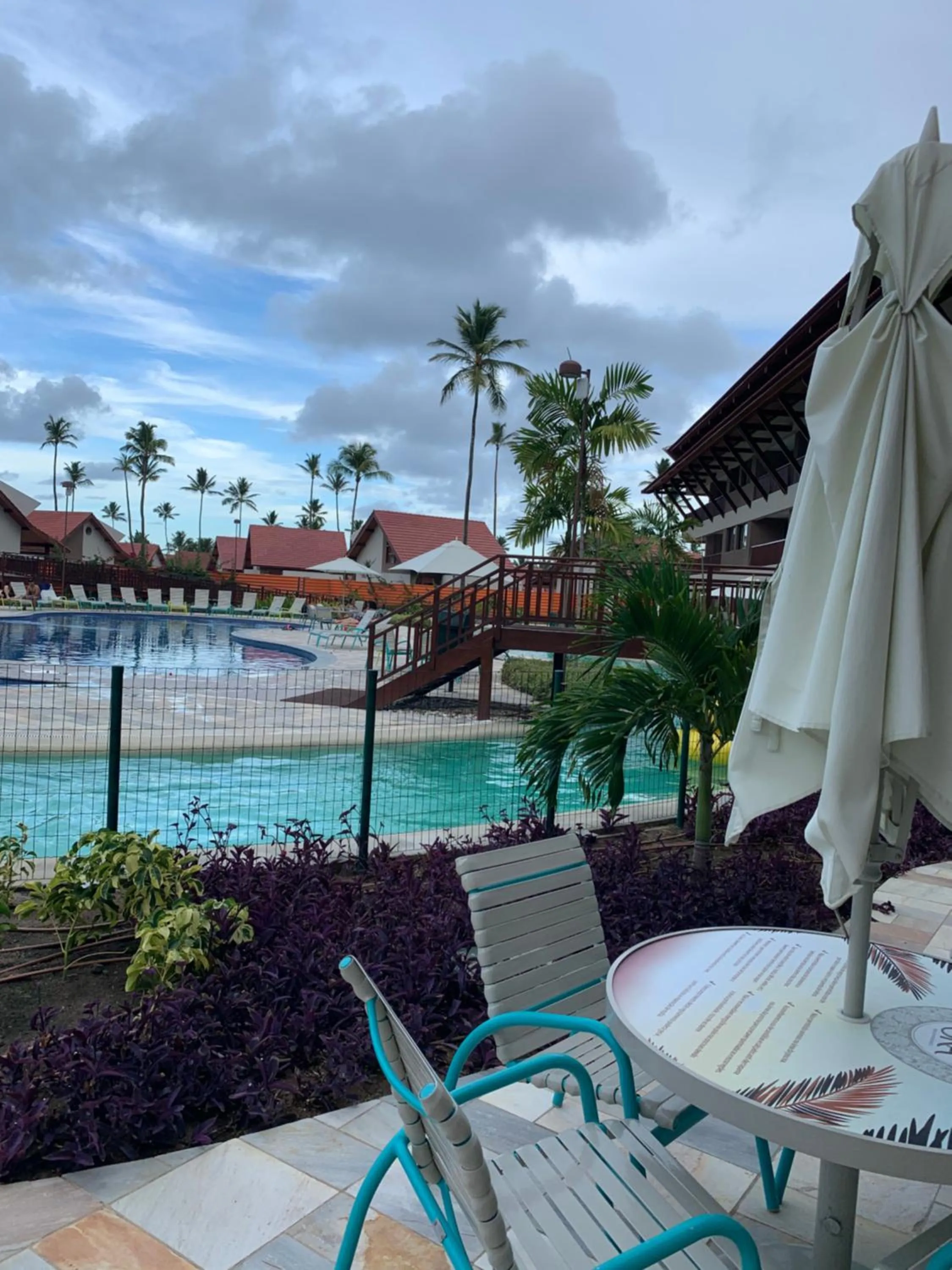 Flat Oka beach residence luxo