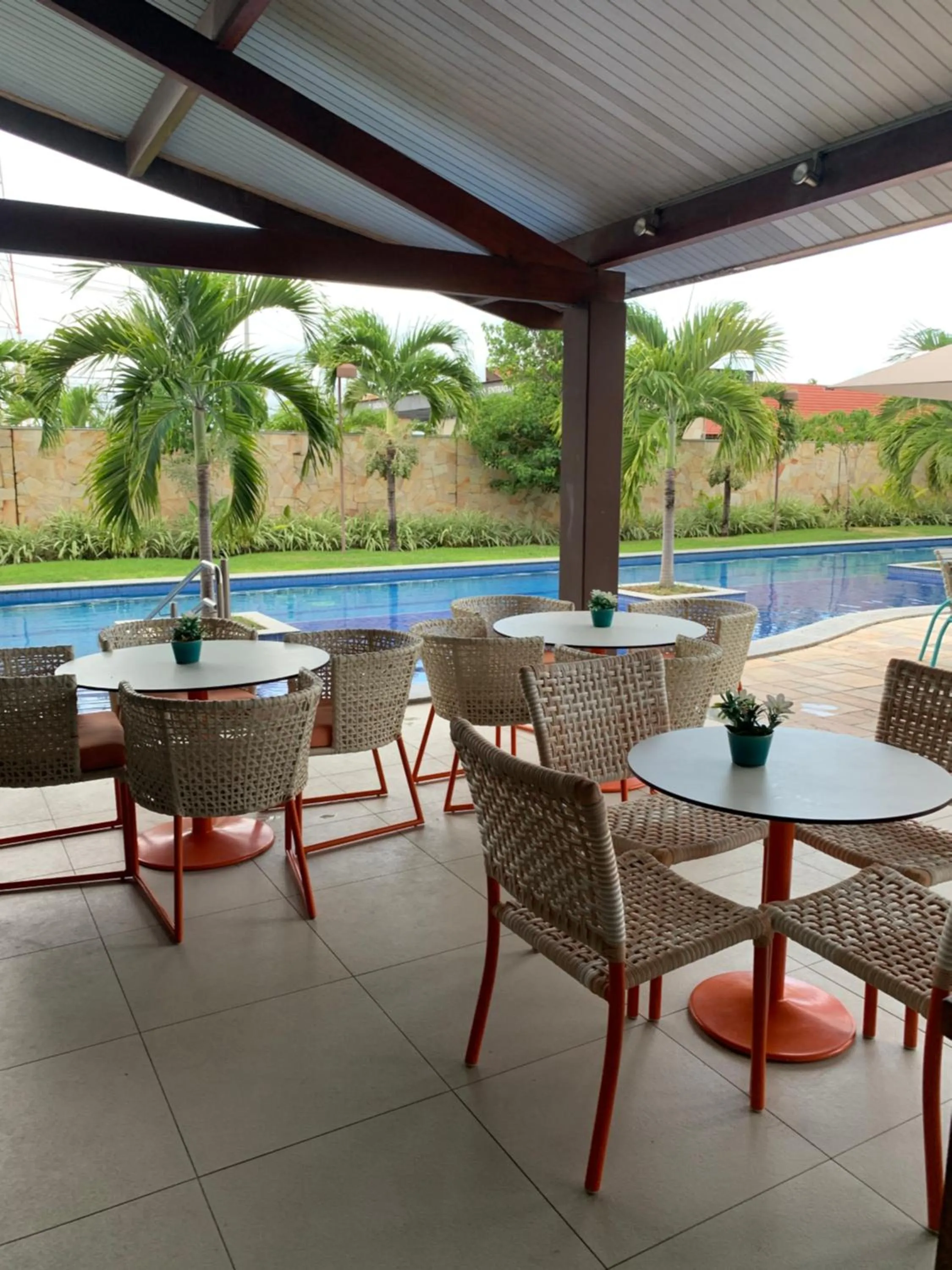 Flat Oka beach residence luxo