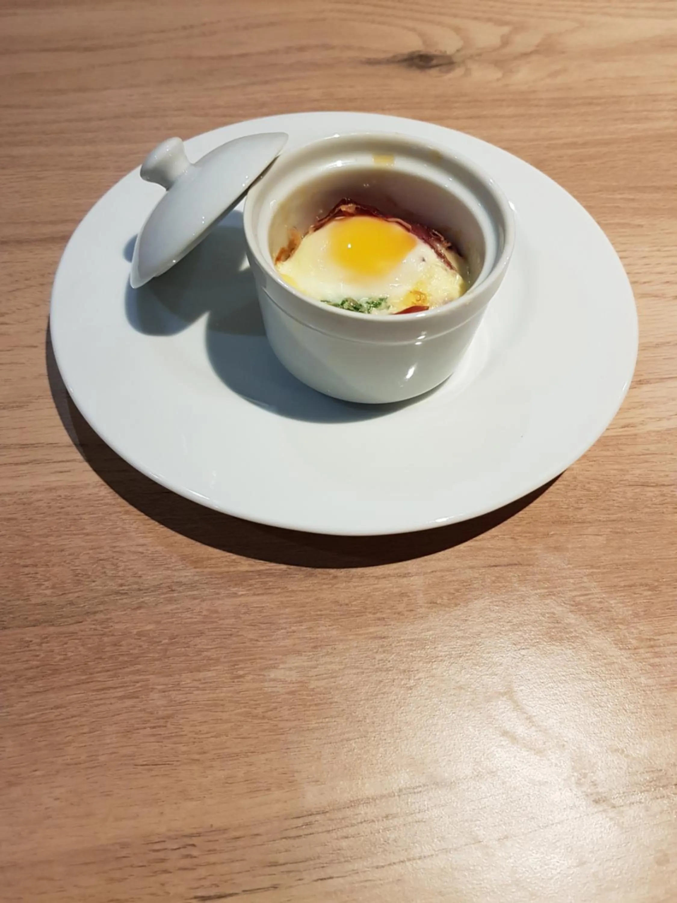 Restaurant/places to eat in L'havre de Saint Germain