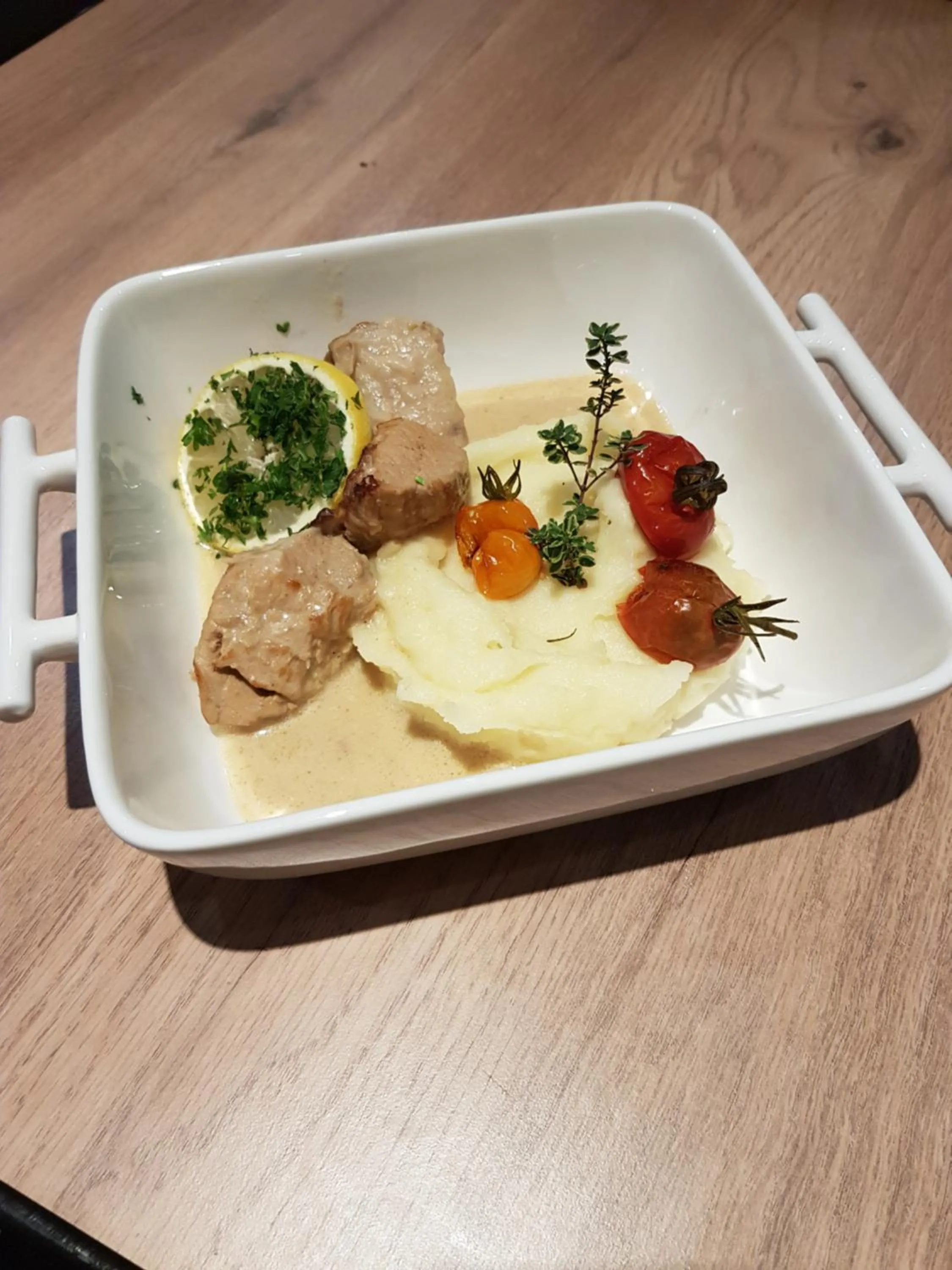 Restaurant/places to eat in L'havre de Saint Germain