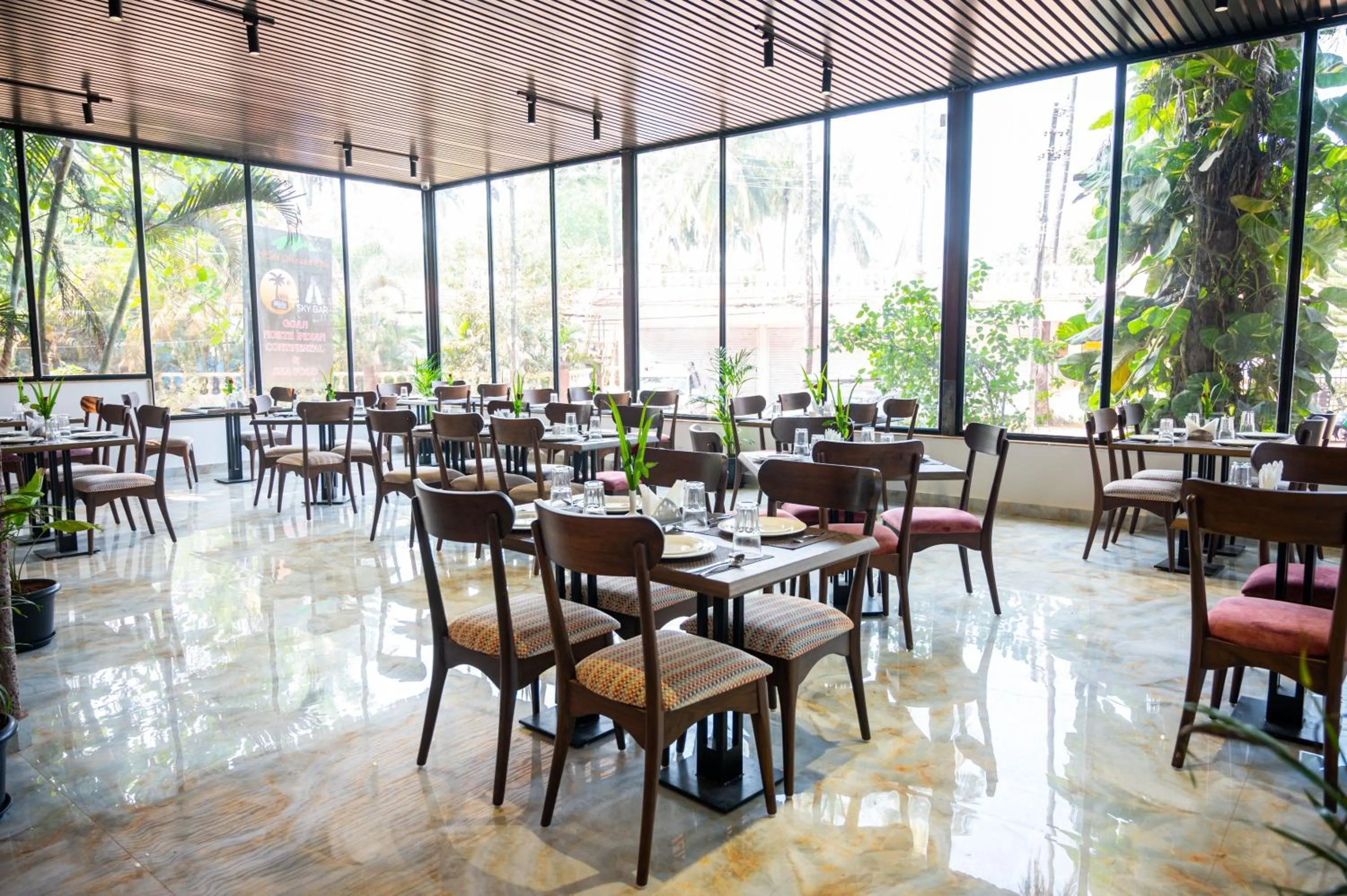 Restaurant/places to eat in Hotel Meraden Opus , Anjuna Beach Goa