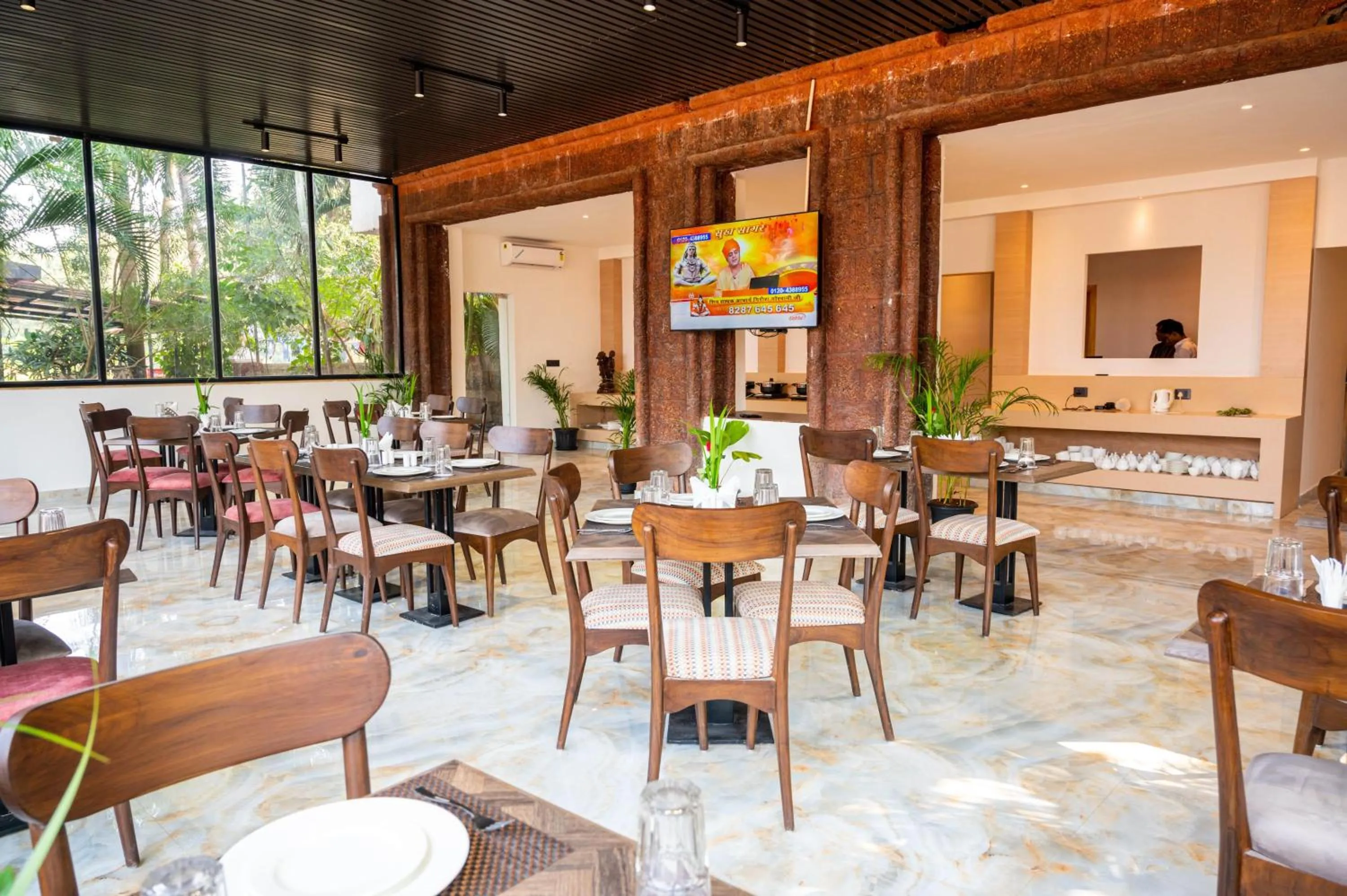 Restaurant/places to eat in Hotel Meraden Opus , Anjuna Beach Goa