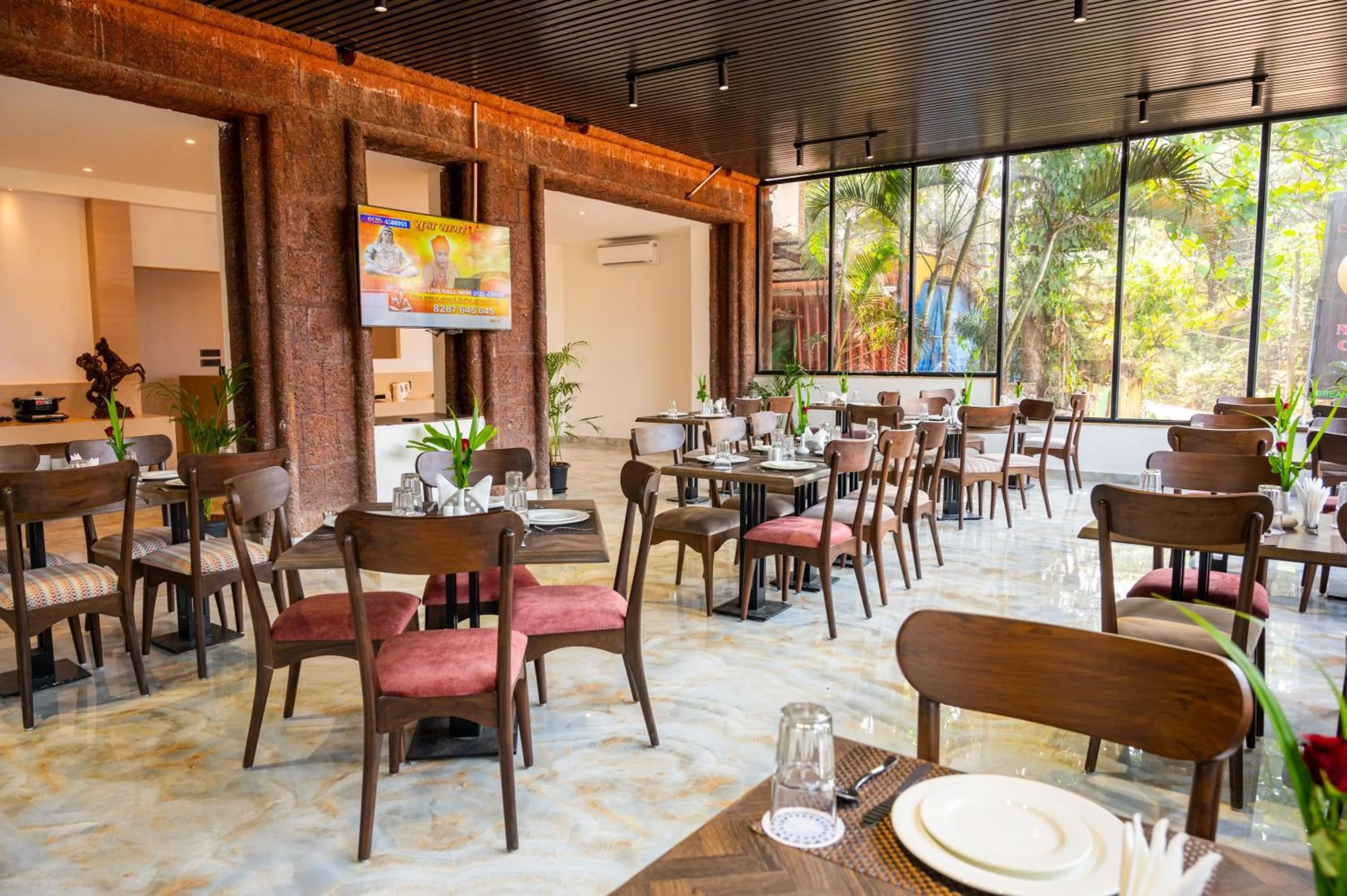 Restaurant/places to eat in Hotel Meraden Opus , Anjuna Beach Goa