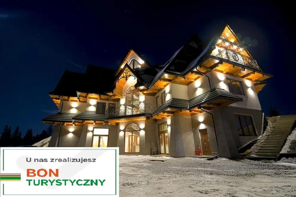 Property building in Miodowy Dworek