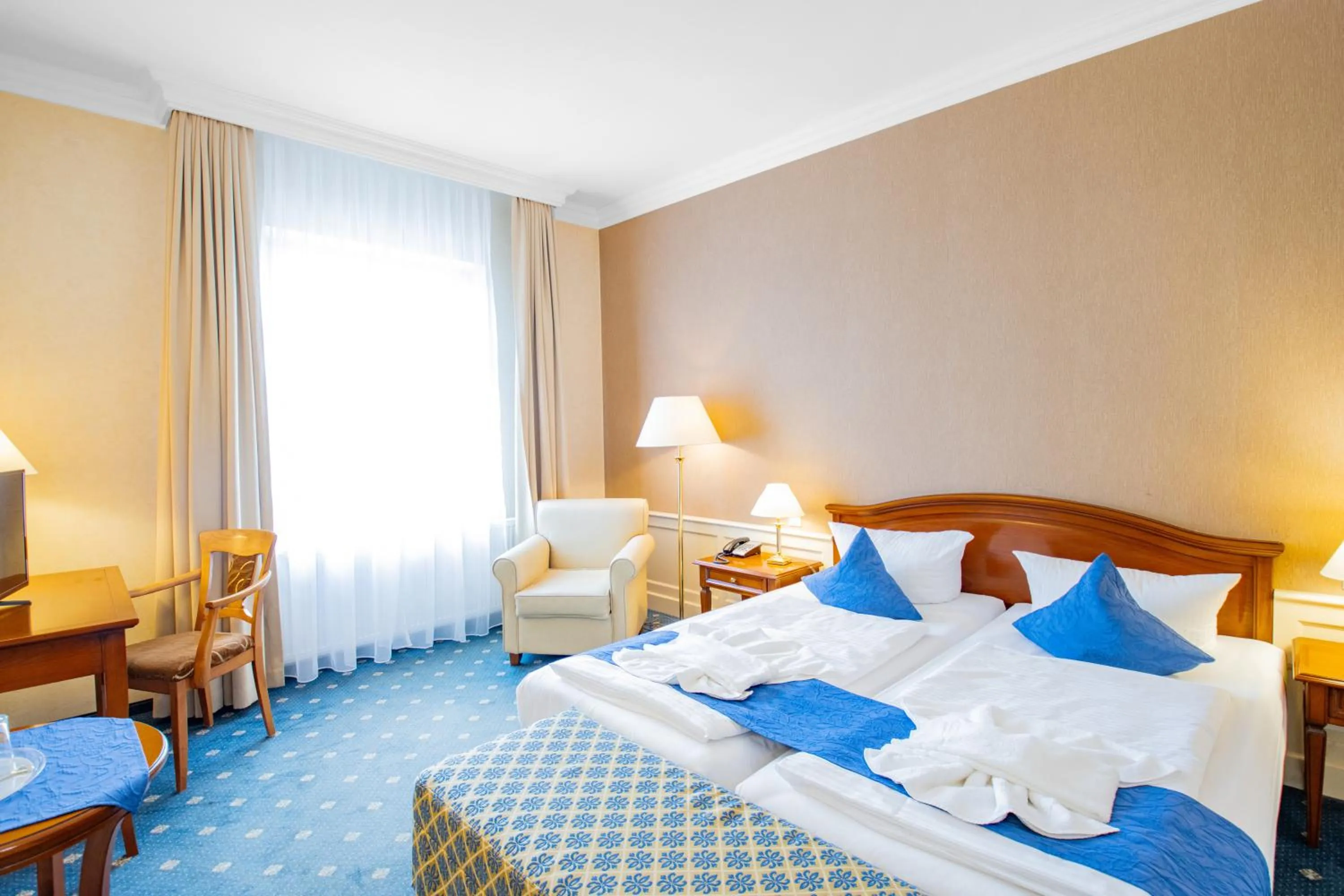 Photo of the whole room, Bed in SeeHotel Großräschen