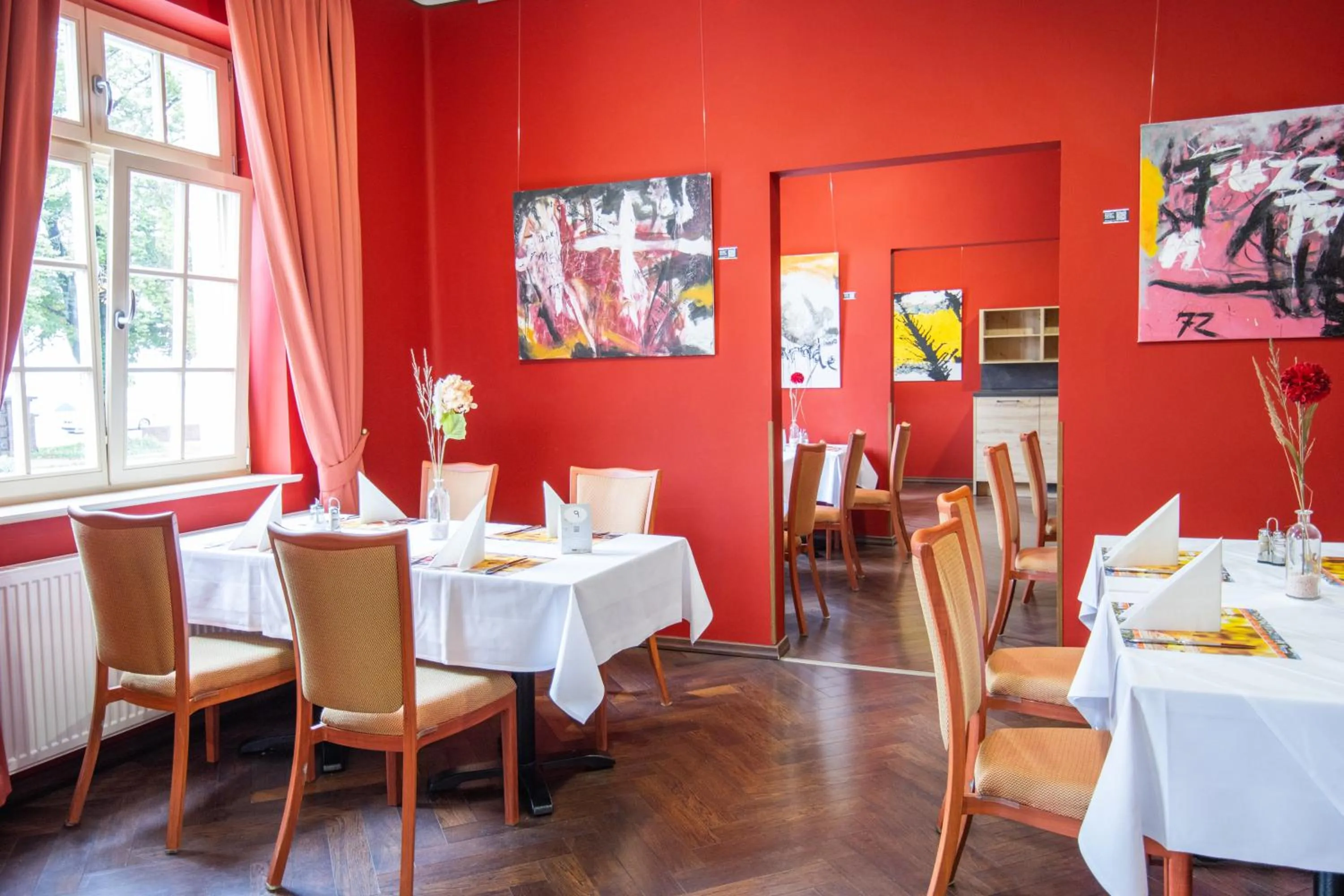 Restaurant/places to eat in SeeHotel Großräschen