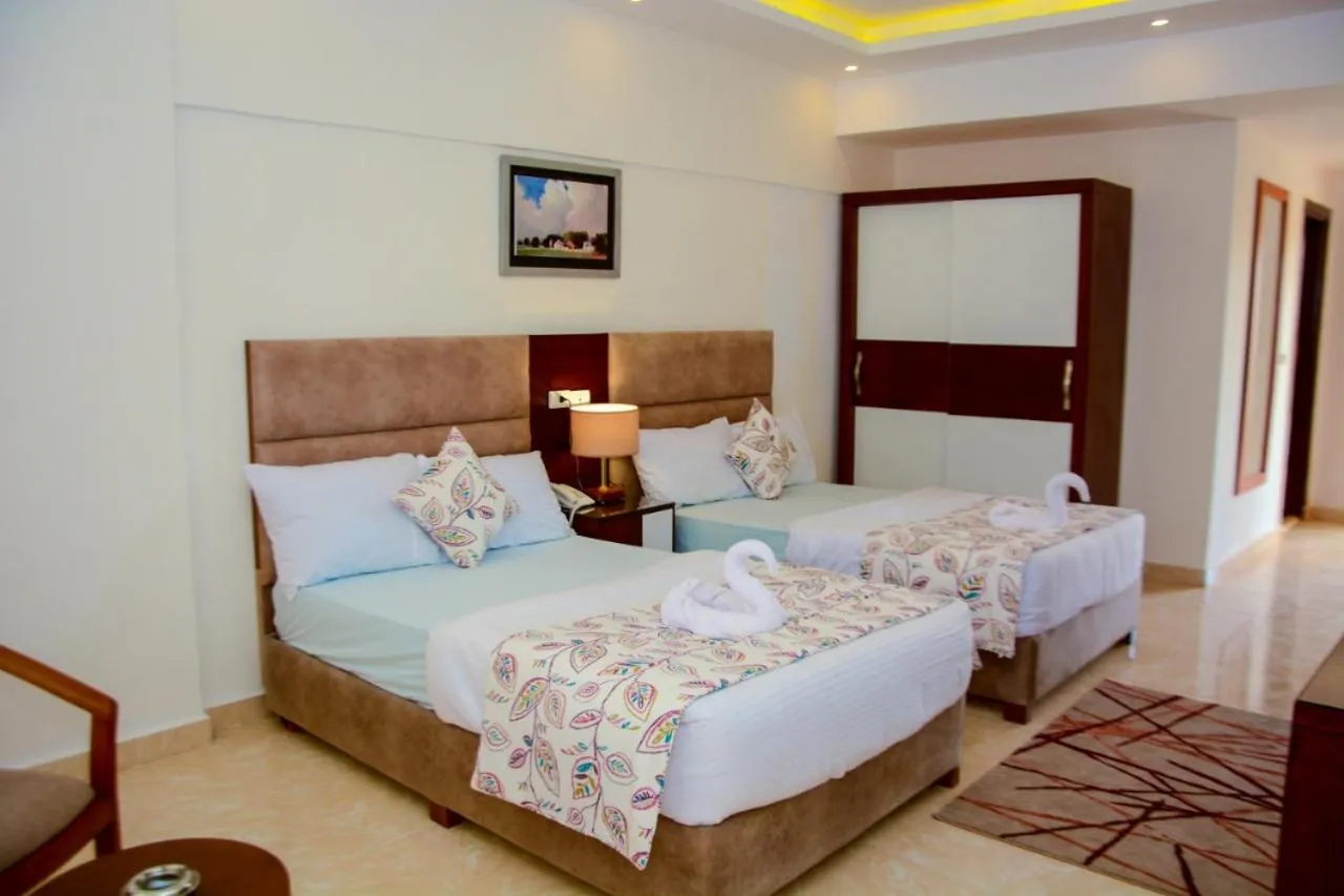 Bedroom, Bed in Jewel Matrouh Hotel