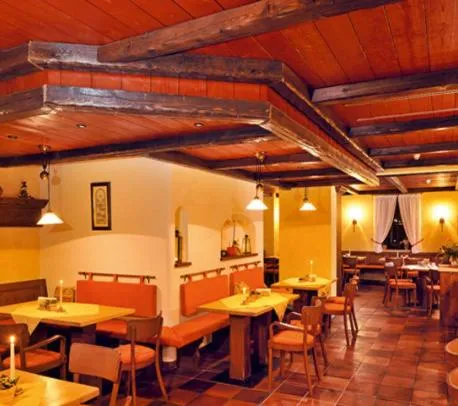 Restaurant/places to eat in Hubertusbaude