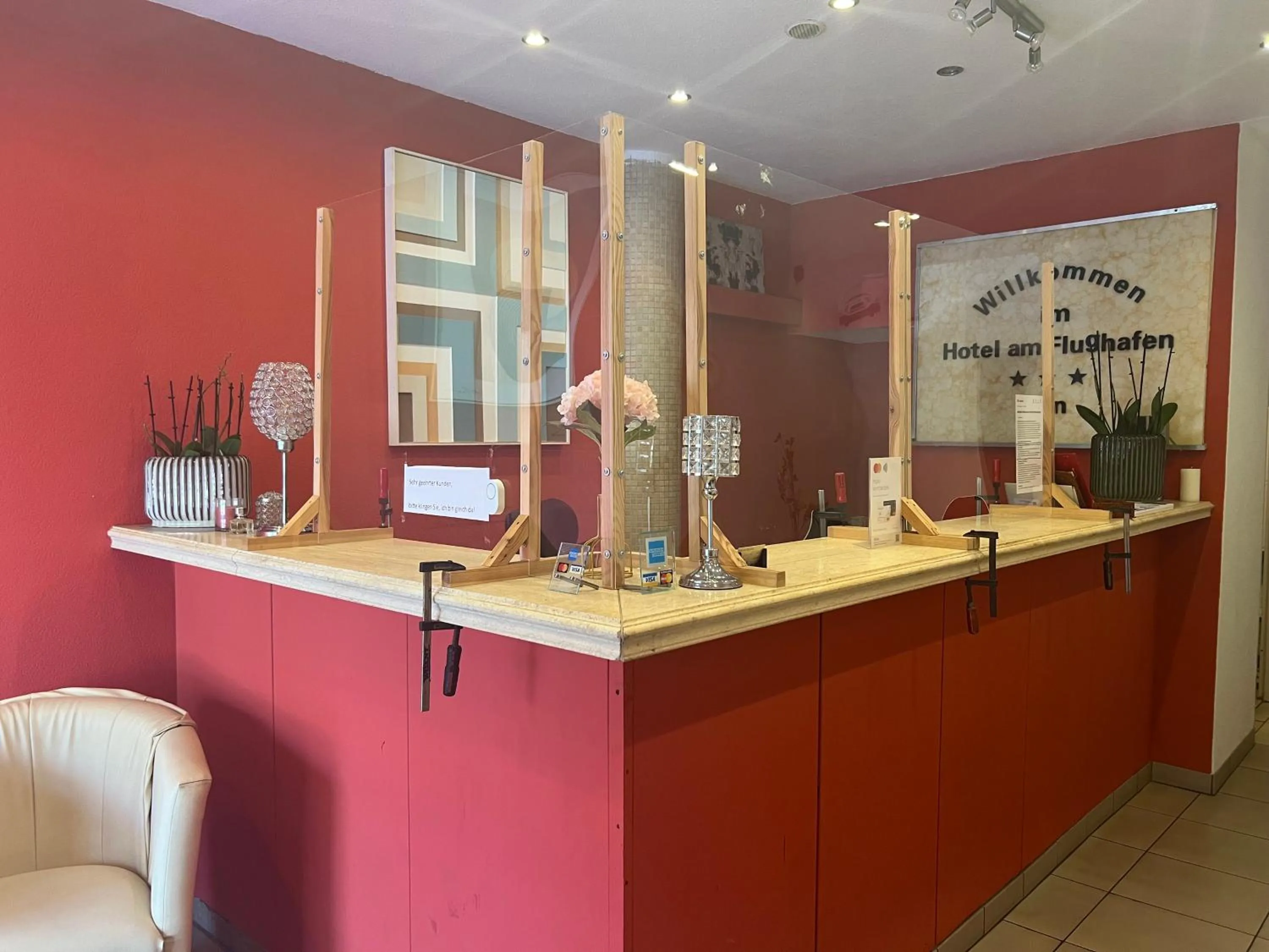 Lobby or reception in Hotel Am Flughafen