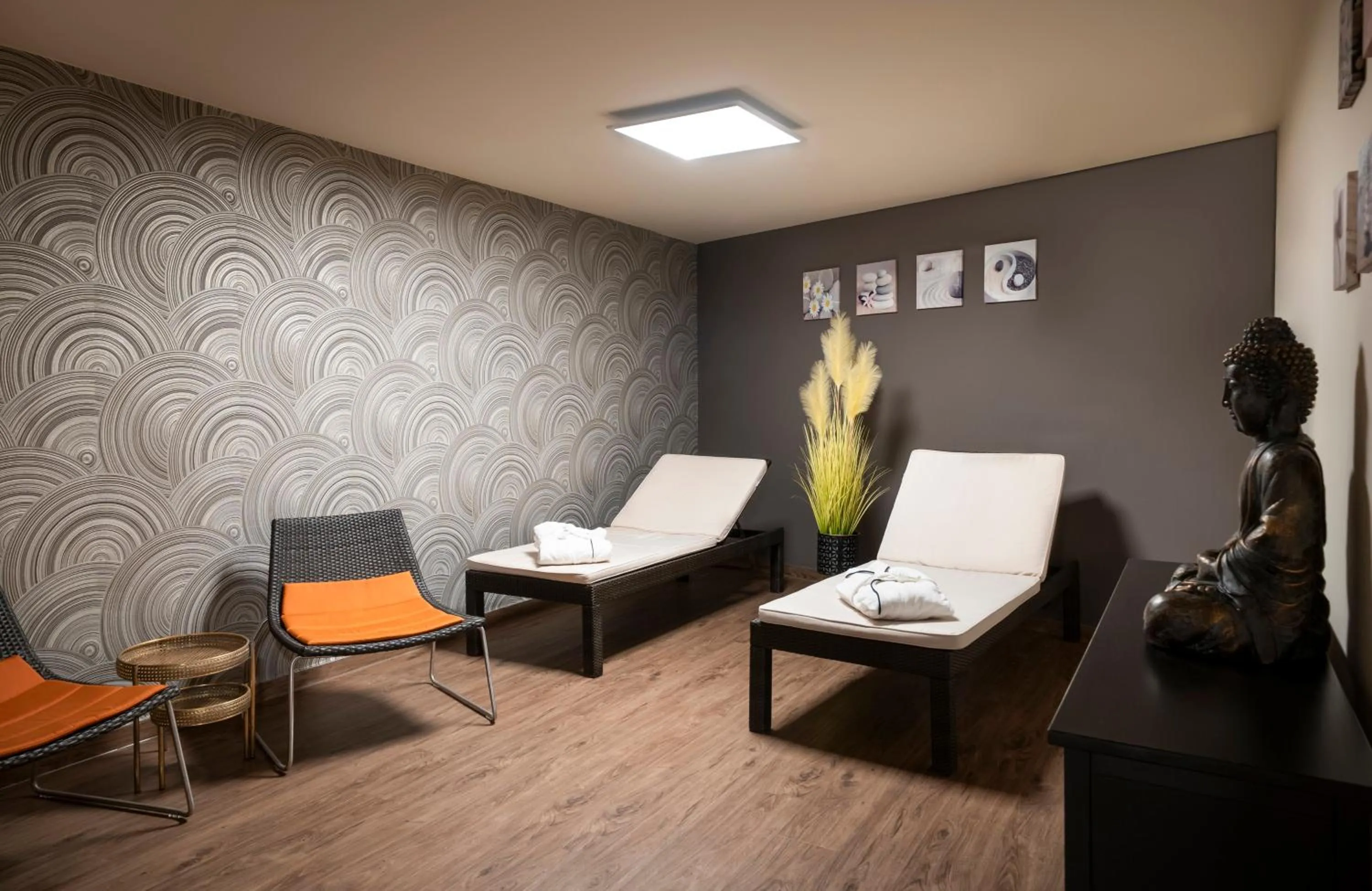 Spa and wellness centre/facilities in Leonardo Hotel Düsseldorf City Center