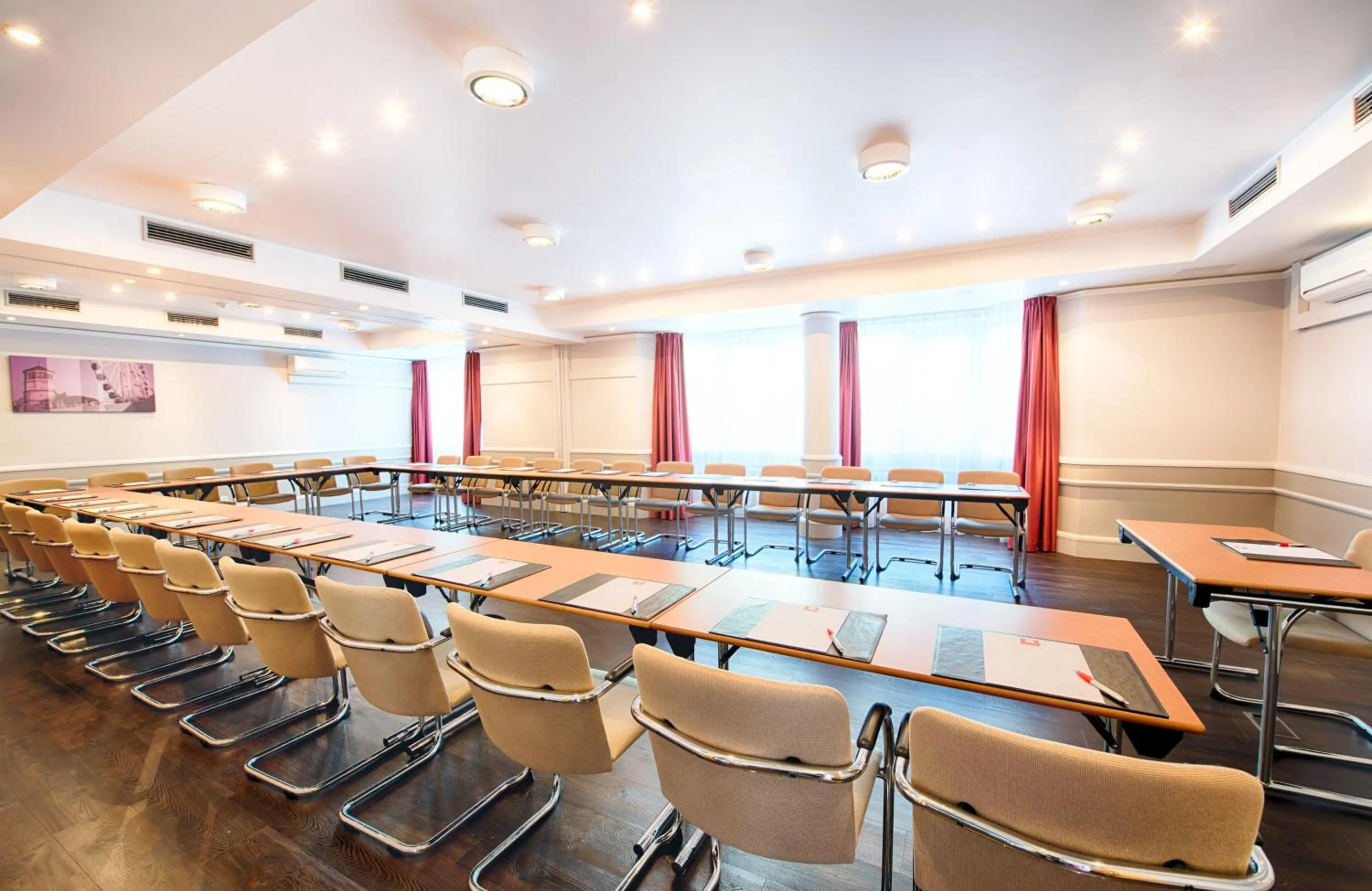 Meeting/conference room in Leonardo Hotel Düsseldorf City Center