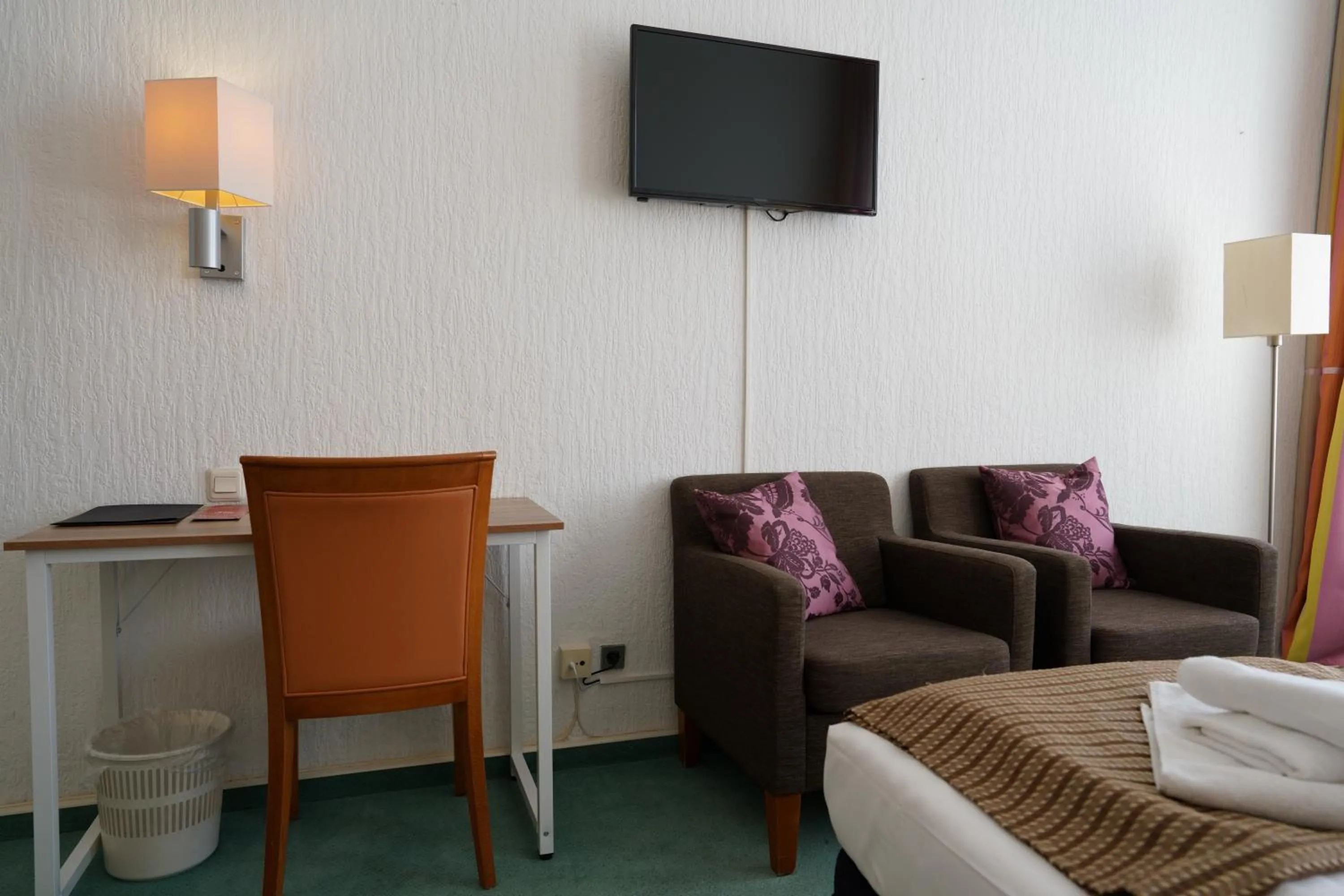 Photo of the whole room in Hotel Ambert