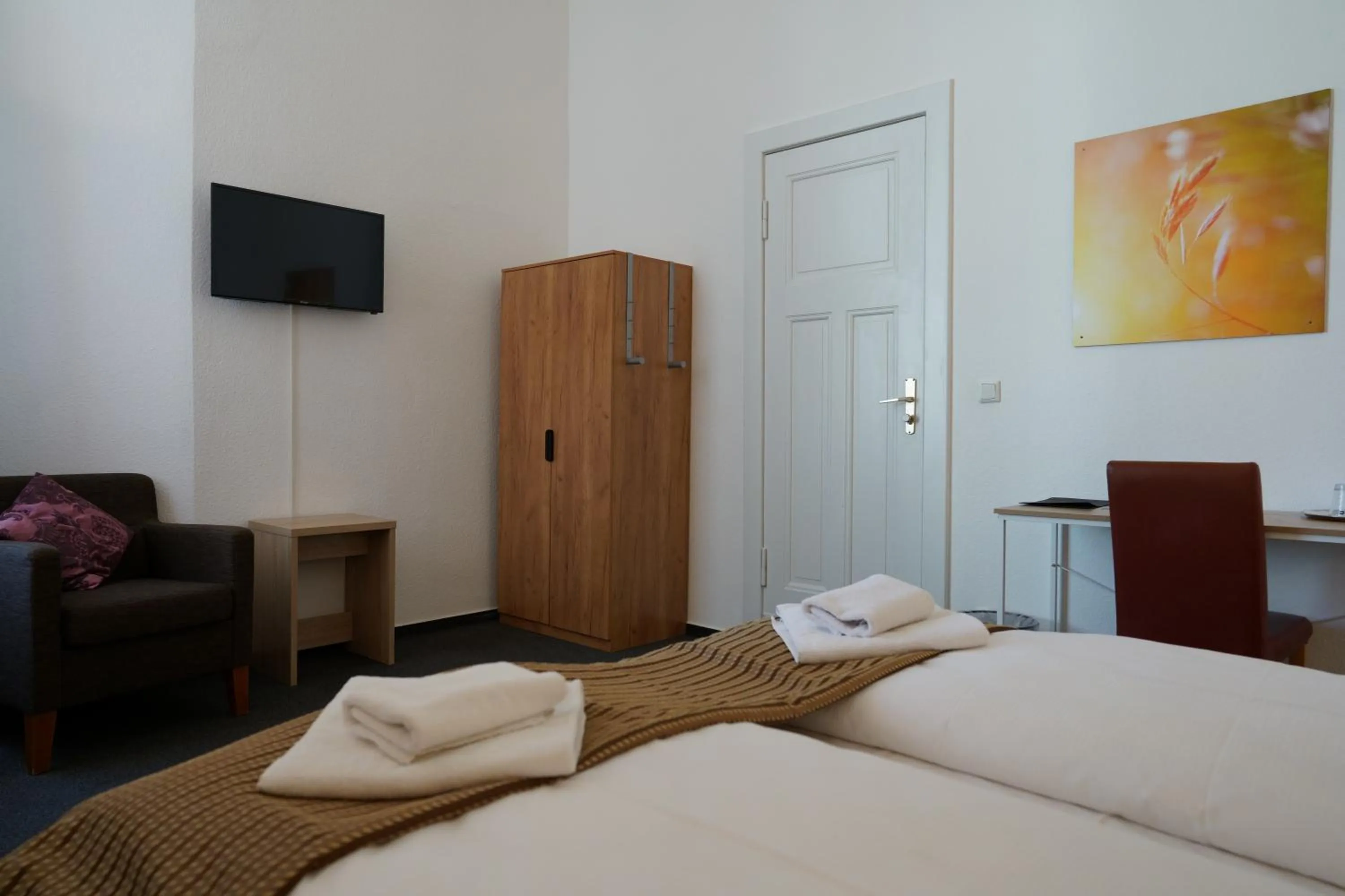 Photo of the whole room, Bed in Hotel Ambert