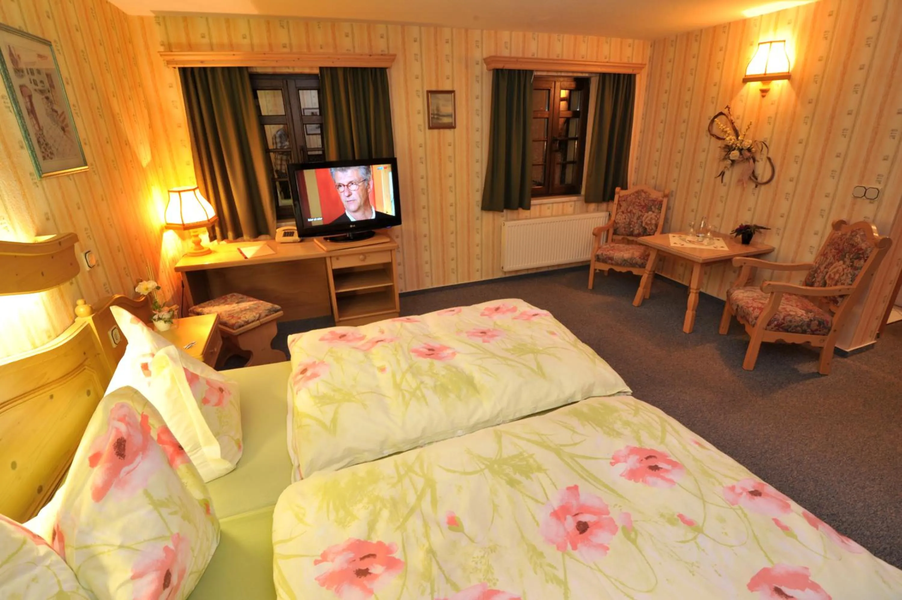 Bedroom, Bed in Hotel Wenzels Hof