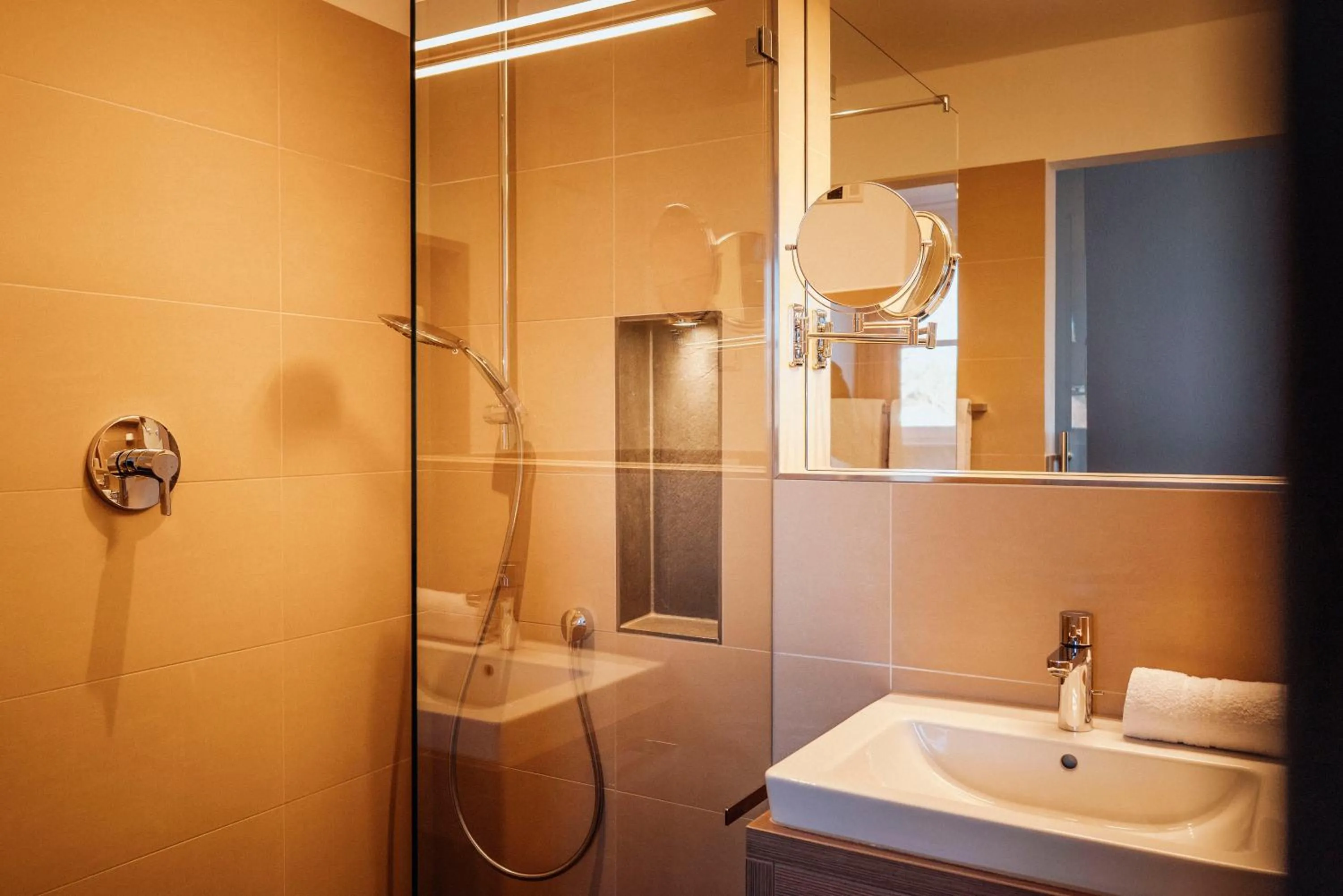 Shower in Hotelanlage Starick