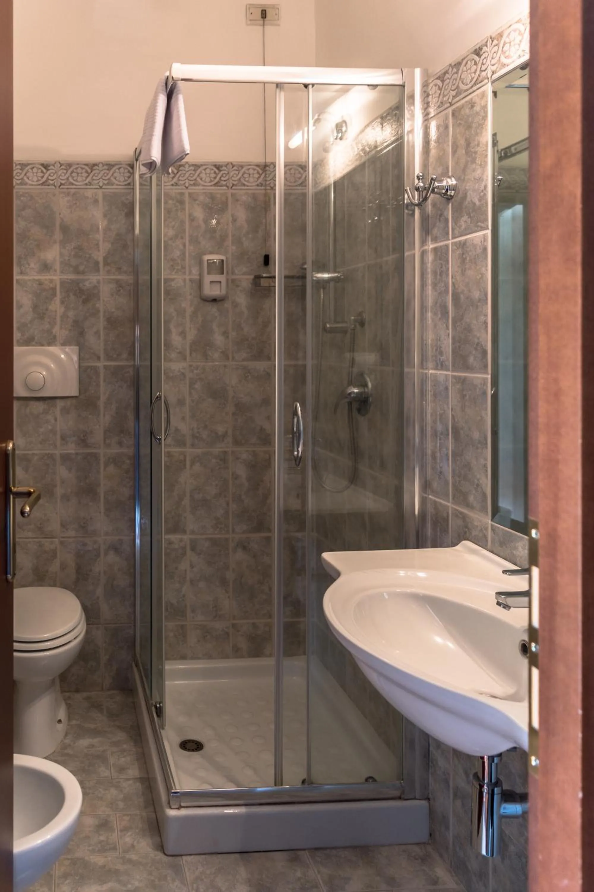 Bathroom in Antica Terrazza Frascati