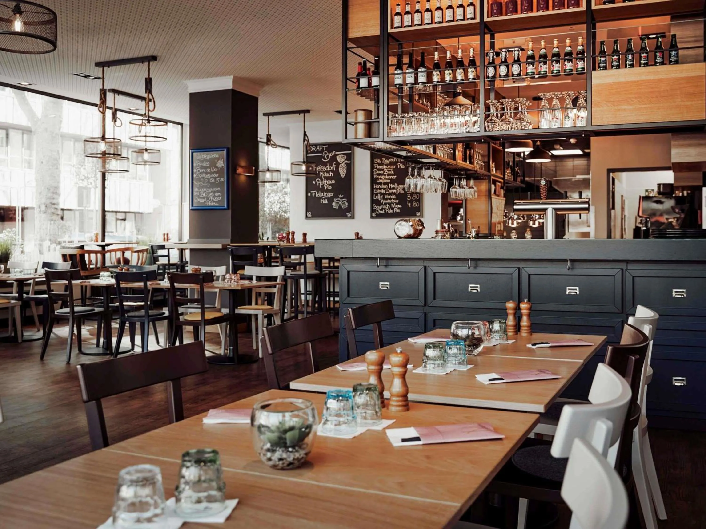 Restaurant/places to eat in Hotel Mondial am Dom Cologne MGallery