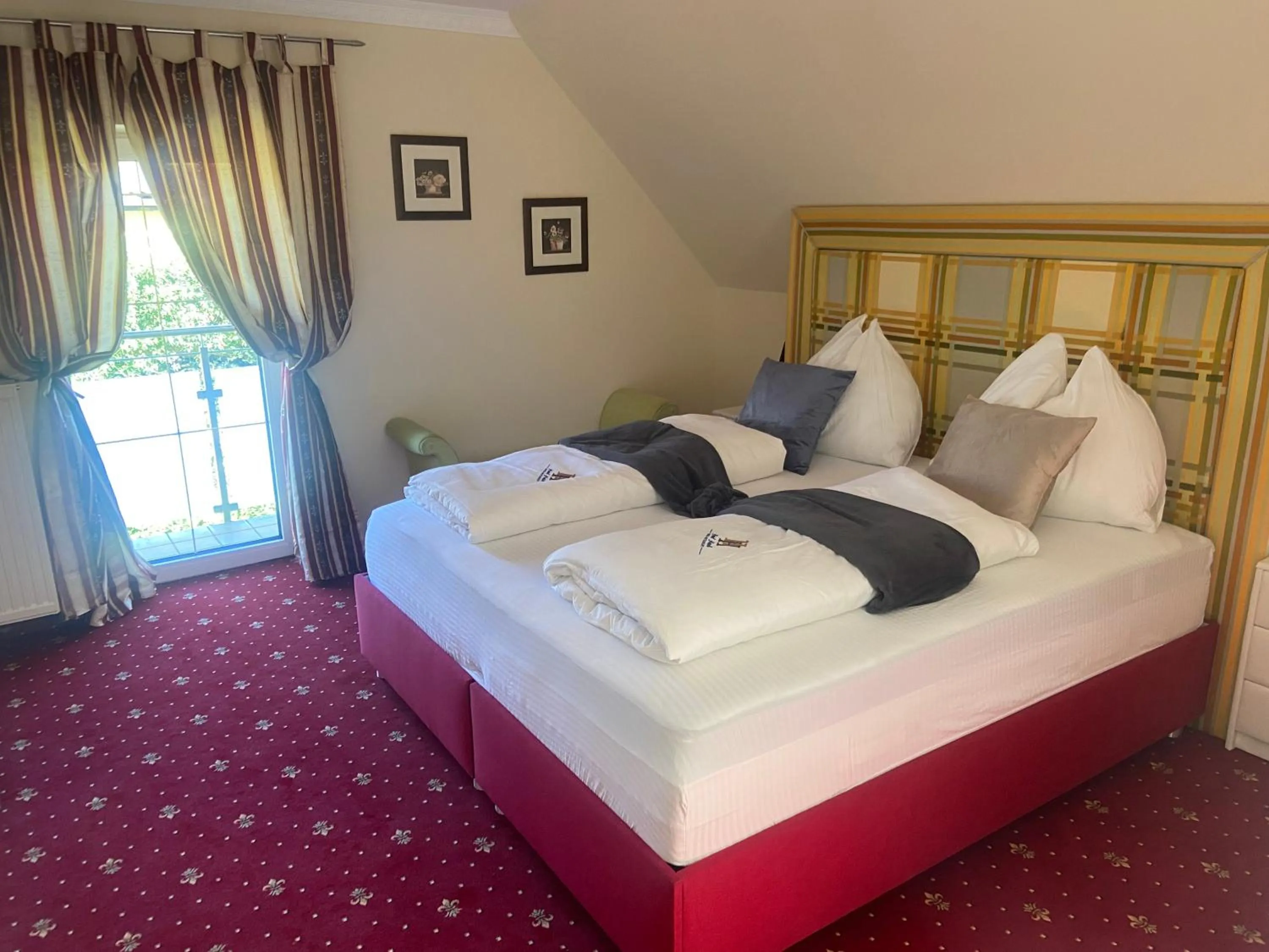 Bed in Hotel Restaurant Hesch