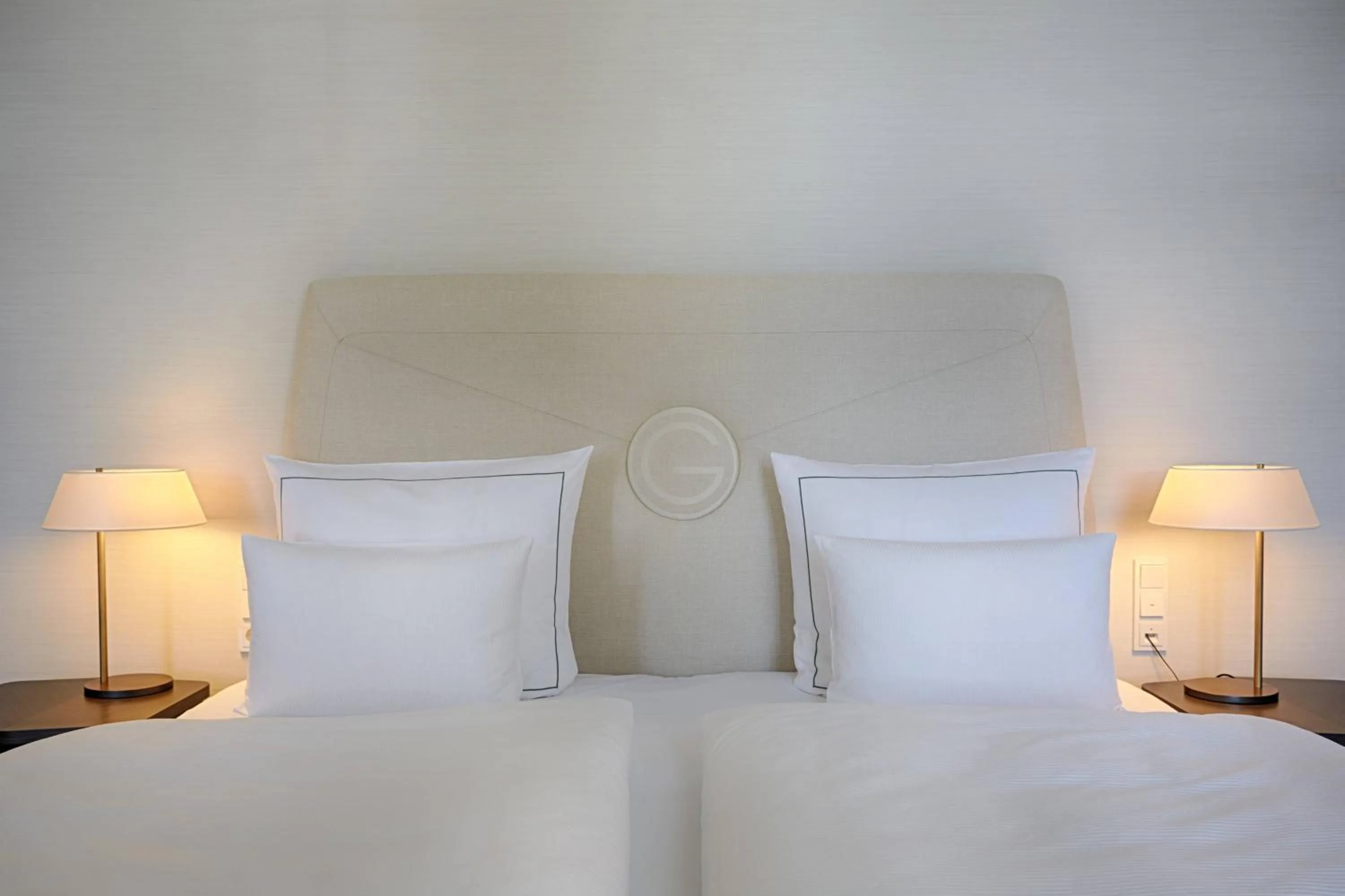 Photo of the whole room, Bed in Gewandhaus Dresden, Autograph Collection