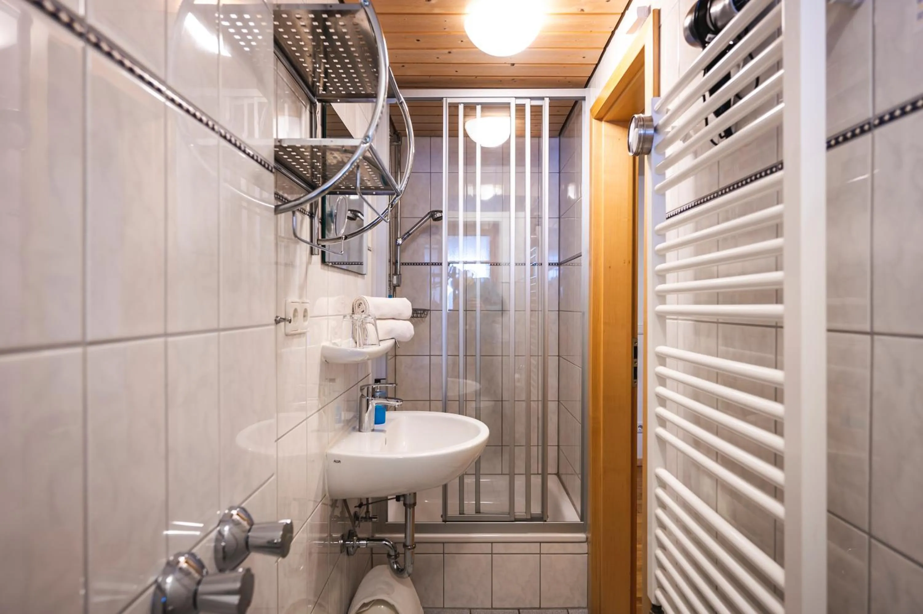 Bathroom in Hotel und Apartements im Forellenbach