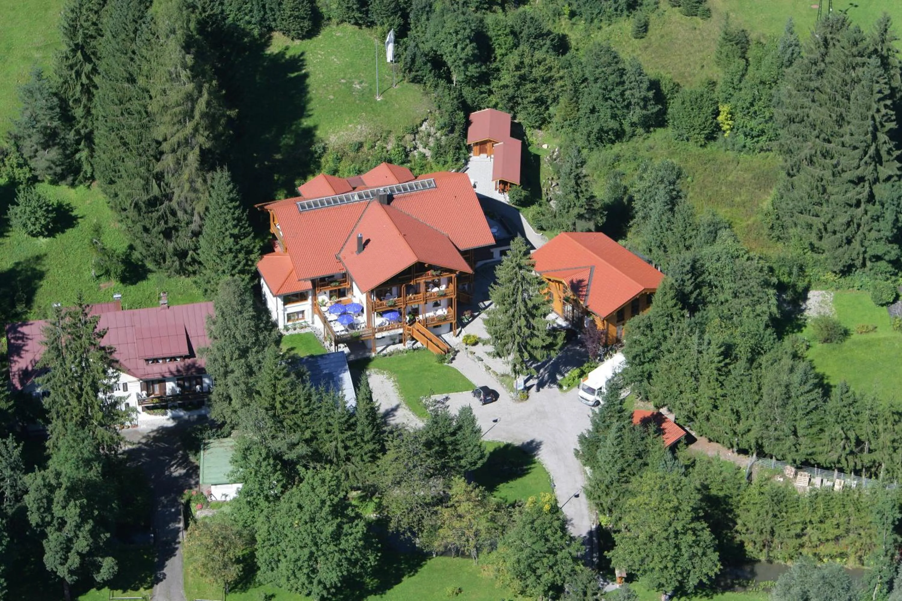 Property building in Hotel und Apartements im Forellenbach