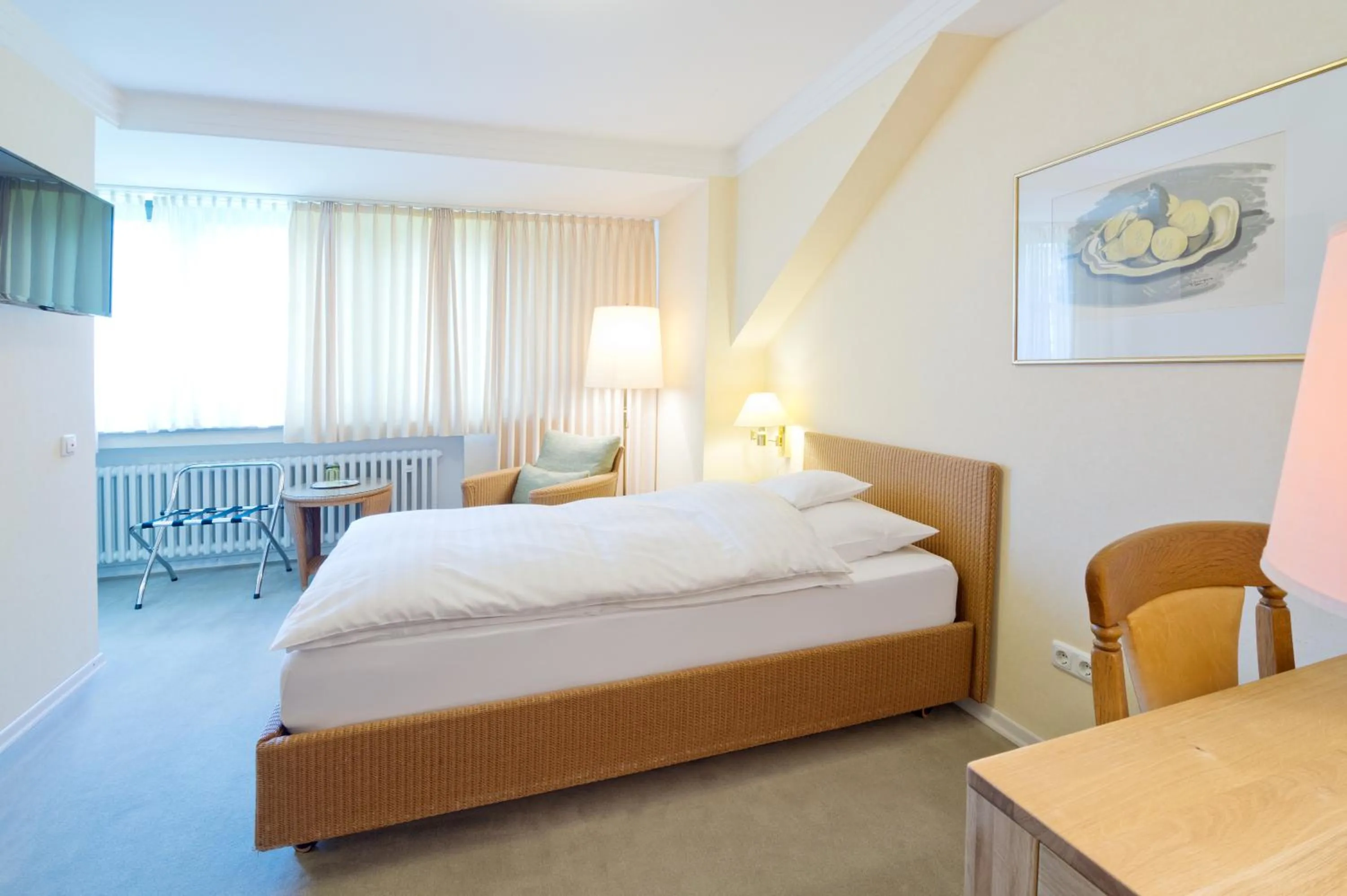 Bed in Romantik Waldhotel Mangold