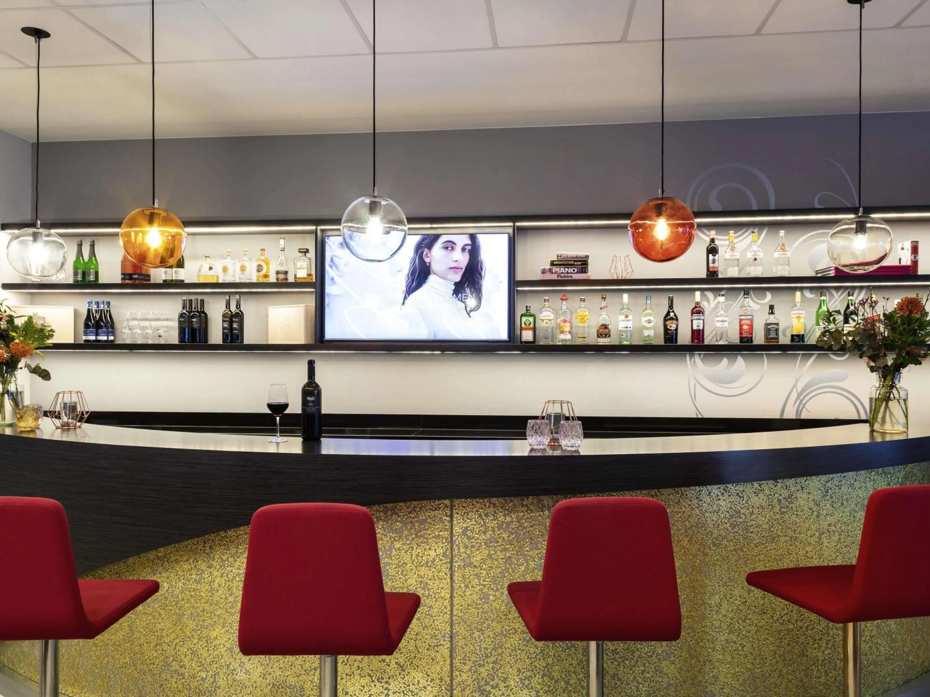 Property building in Mercure Hotel Düsseldorf Zentrum