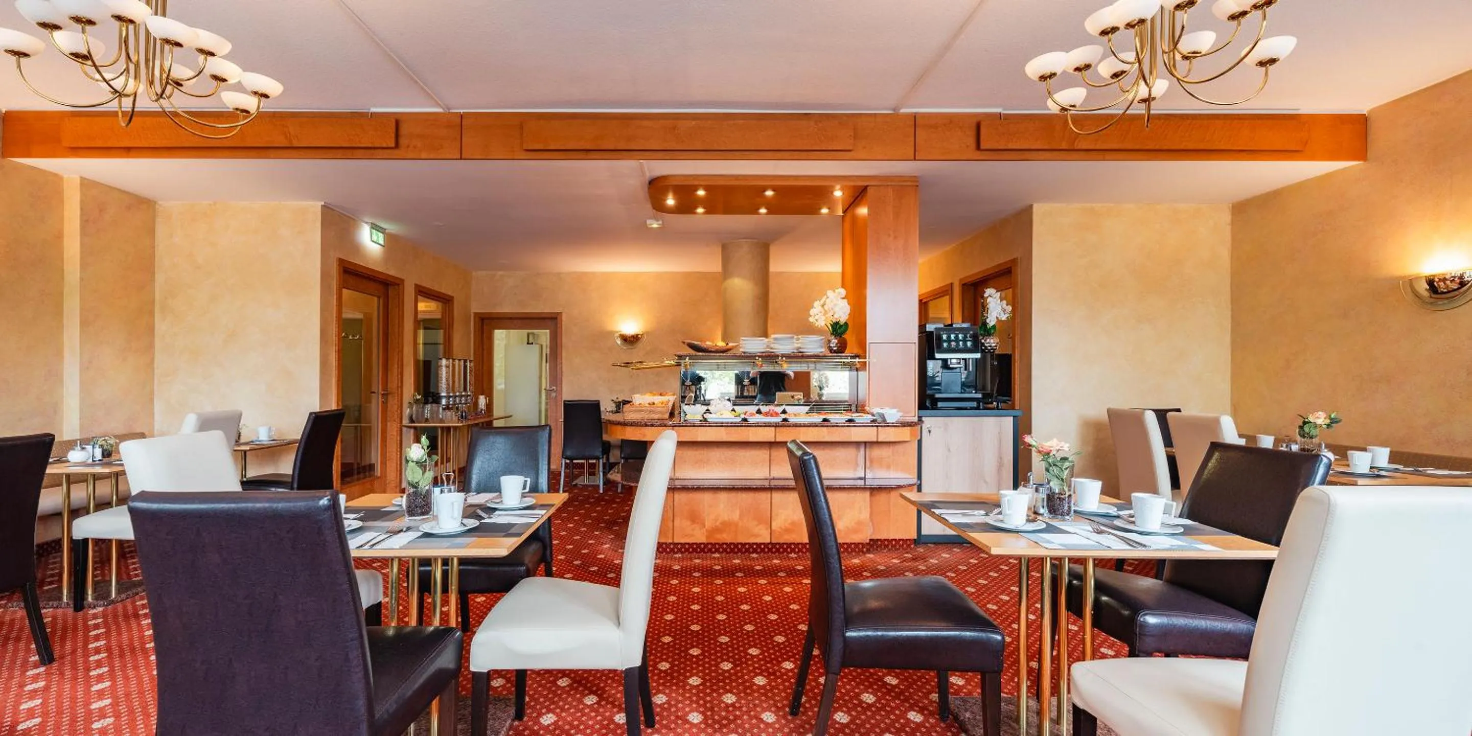 Seating area in PLAZA INN Rieker Stuttgart Hauptbahnhof