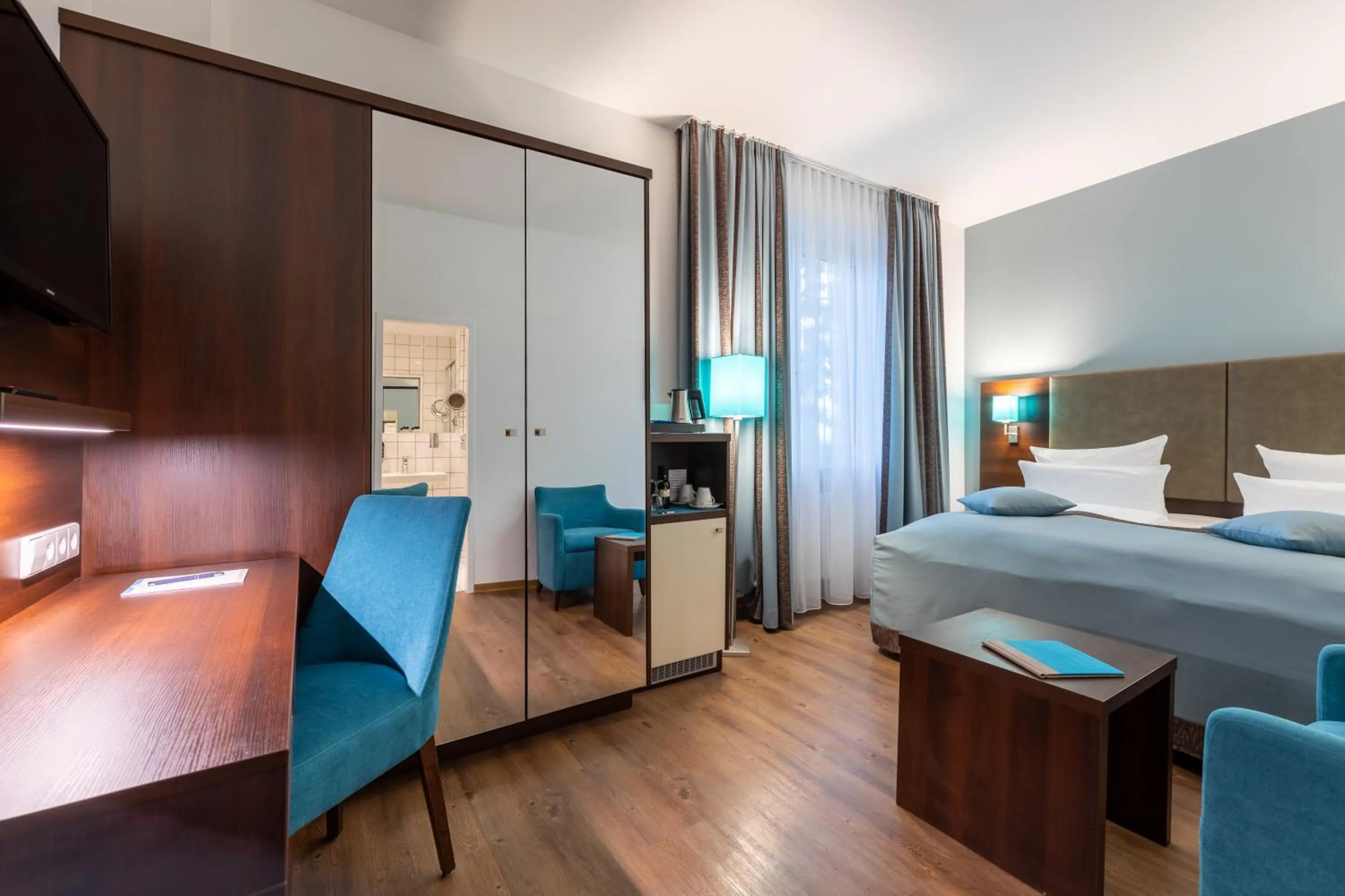 Bed in Trip Inn Hotel Messe Westend