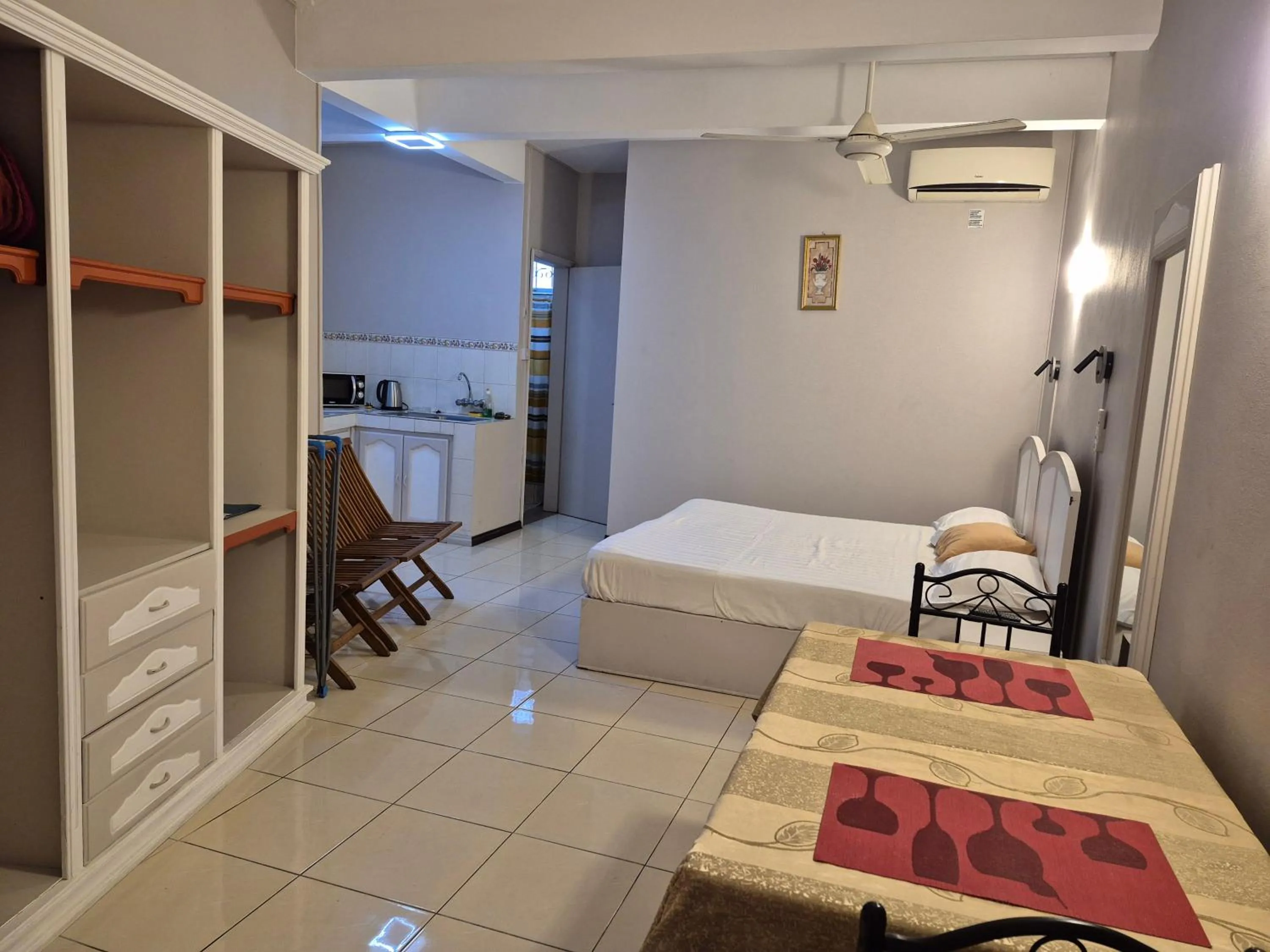 Bed in Monalysa Holidays