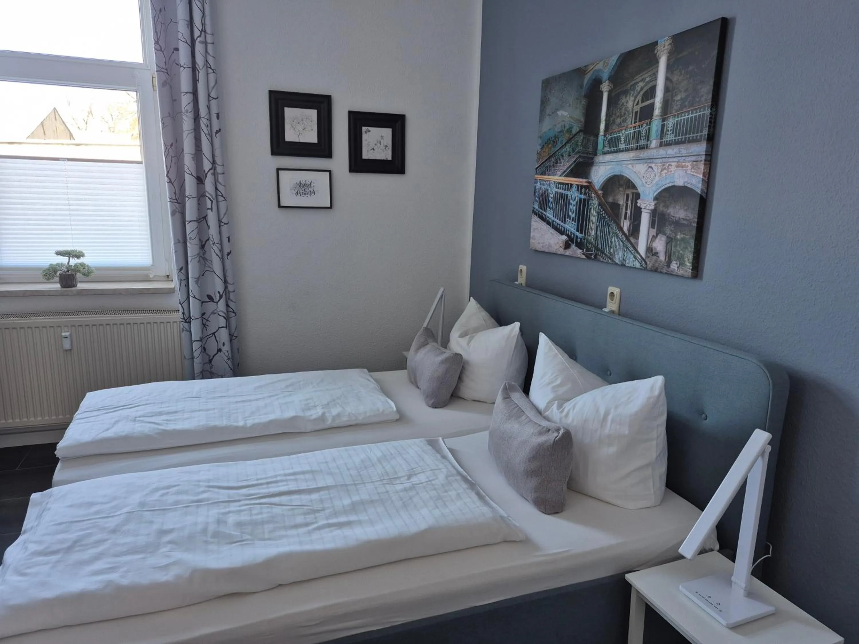 Bed in Cityhotel Bernburg