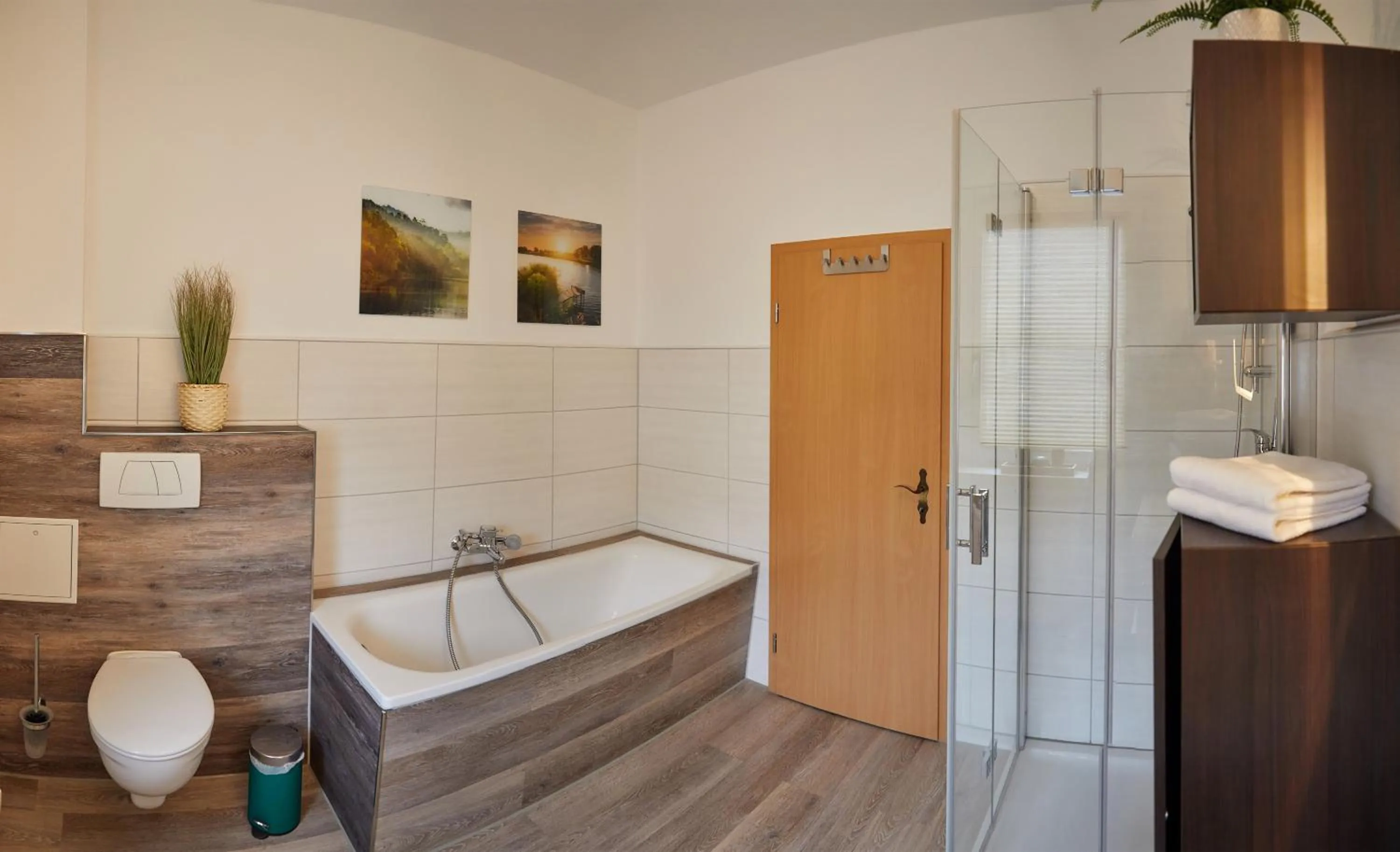 Bathroom in Cityhotel Bernburg