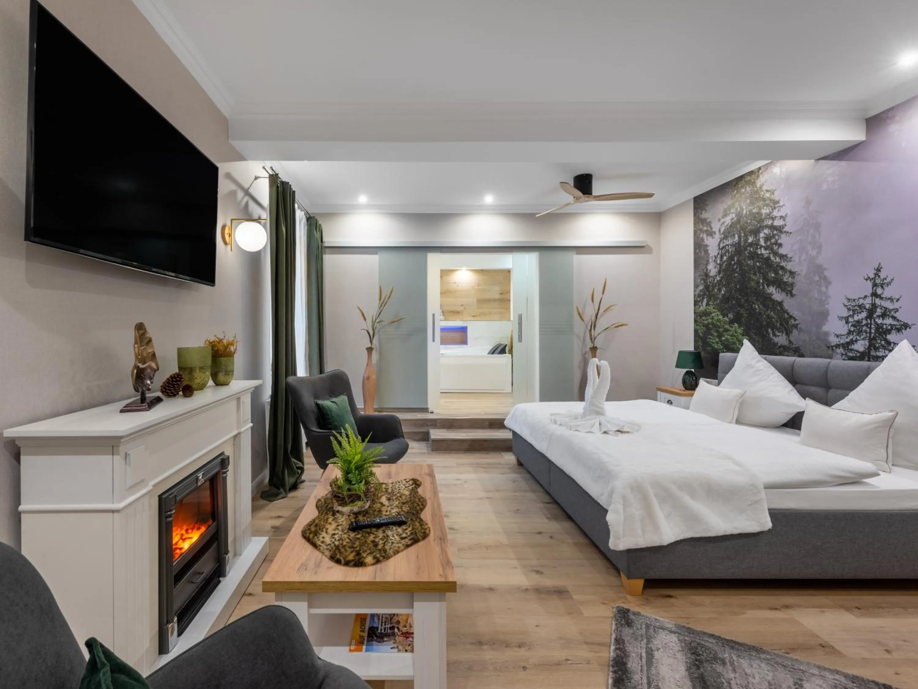 Bed in Cityhotel Bernburg