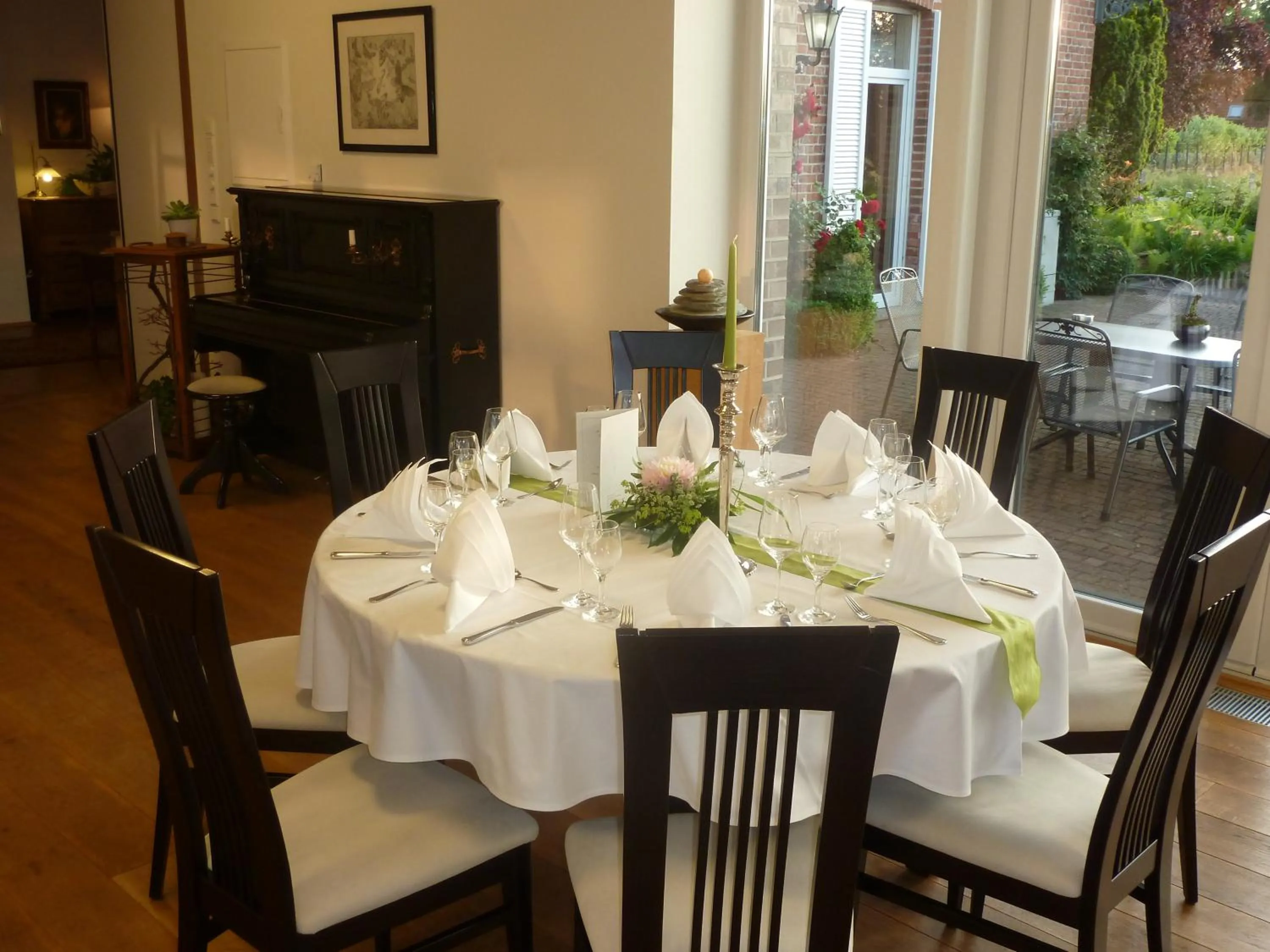 Restaurant/places to eat in Landhotel Bartmann