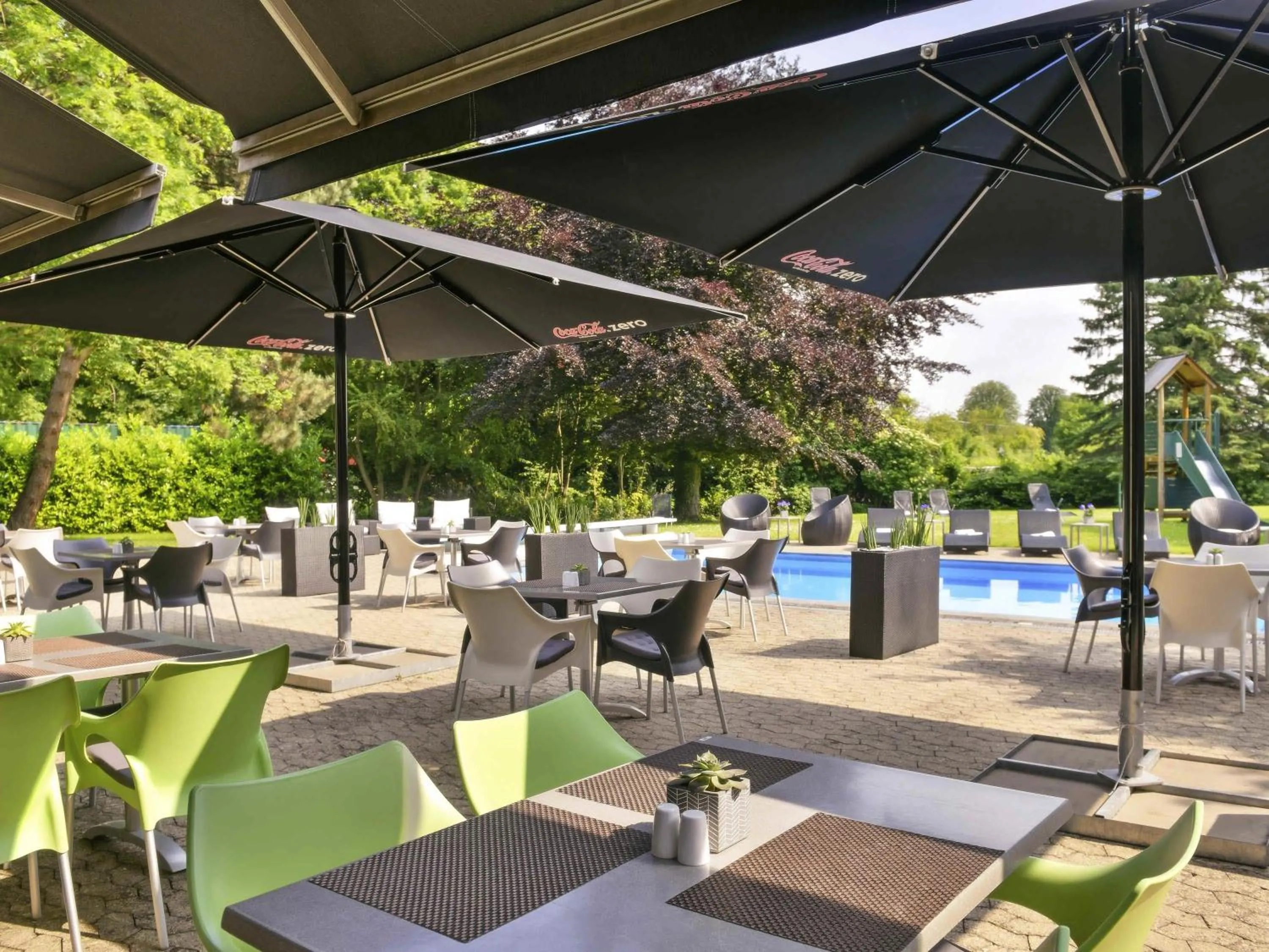 Pool view in Mercure Aachen Europaplatz