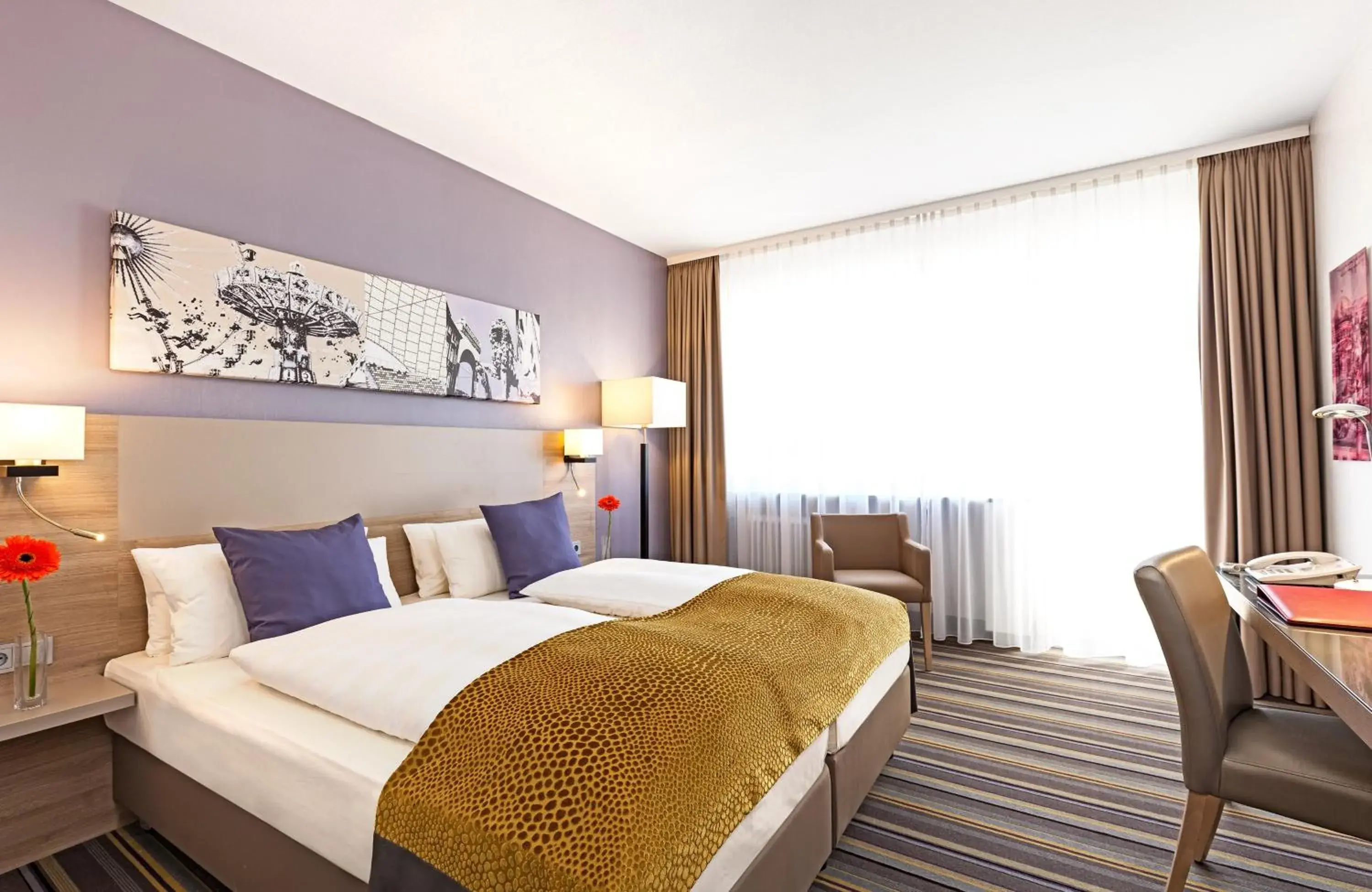 Comfort Twin Room in Leonardo Hotel Munich City North Comfort Twin Room in Leonardo Hotel Munich City North