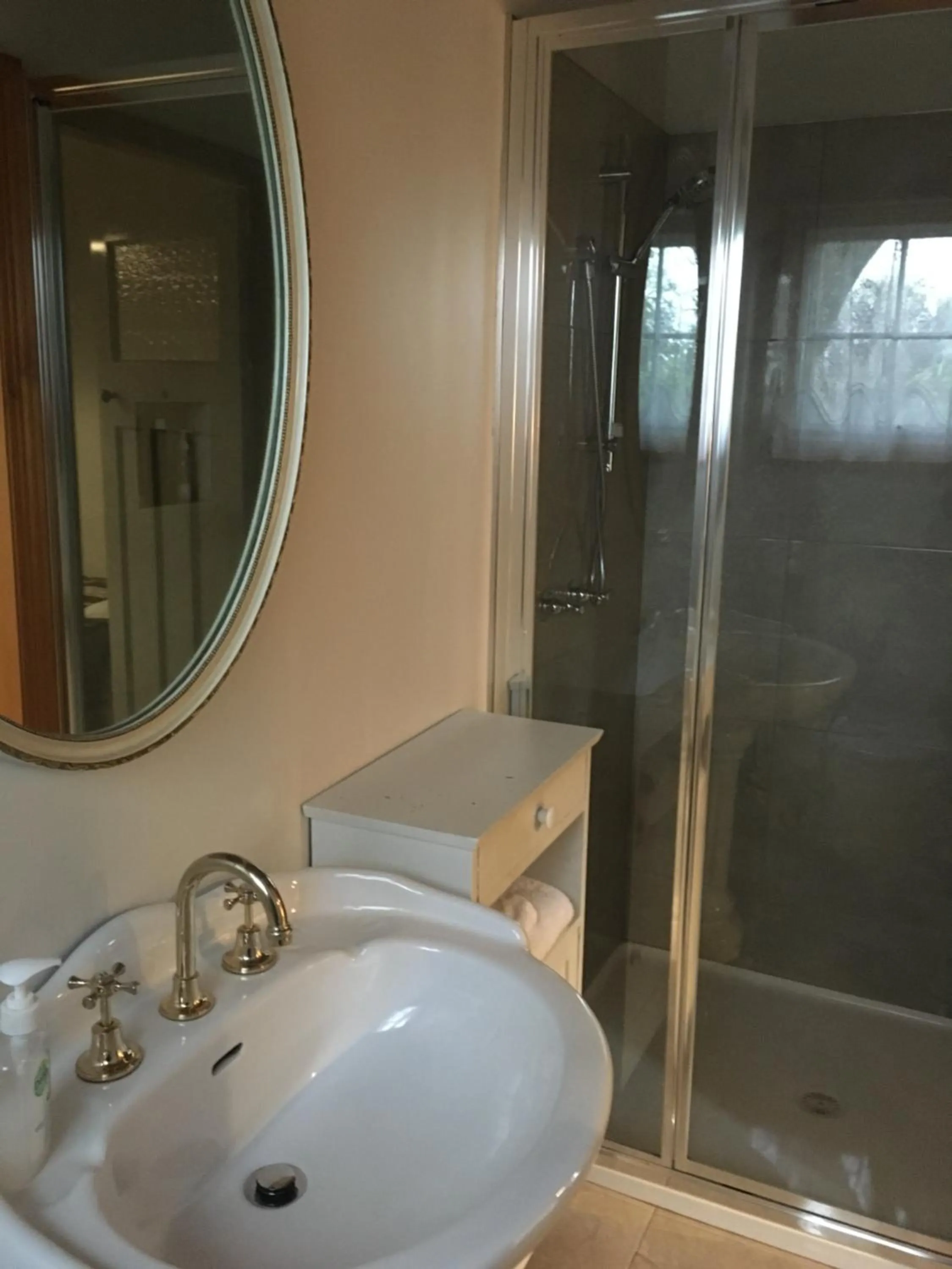 Bathroom in Fitzpatricks Inn