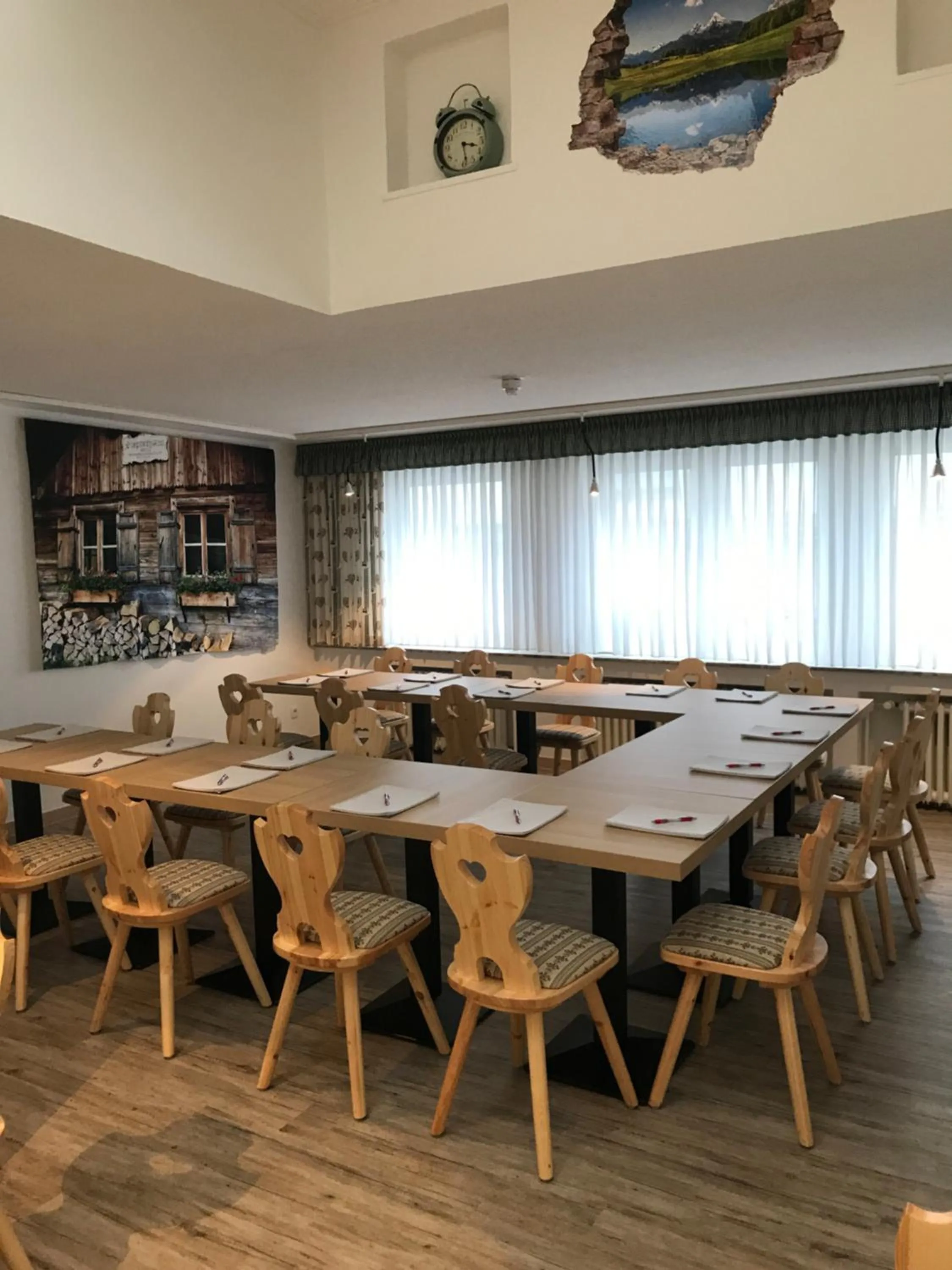Banquet/Function facilities in Hotel Edel Weiss